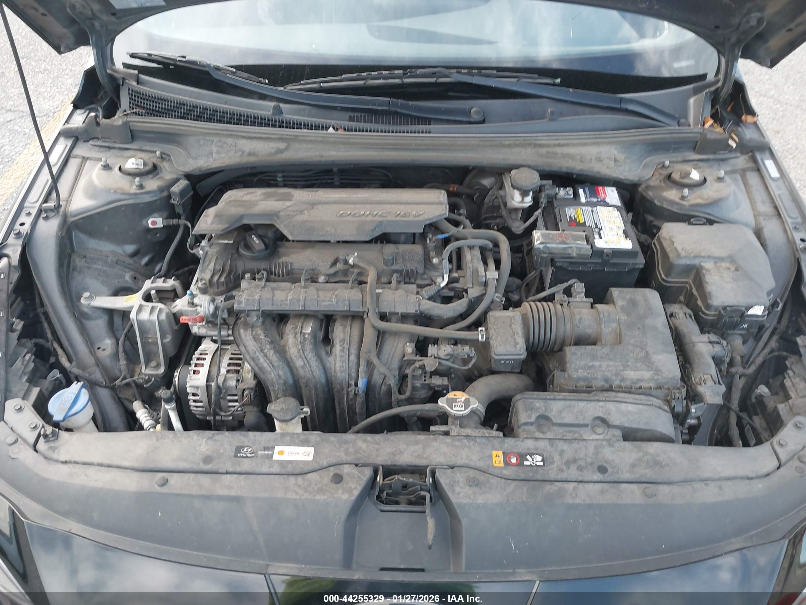 HYUNDAI ELANTRA image 10