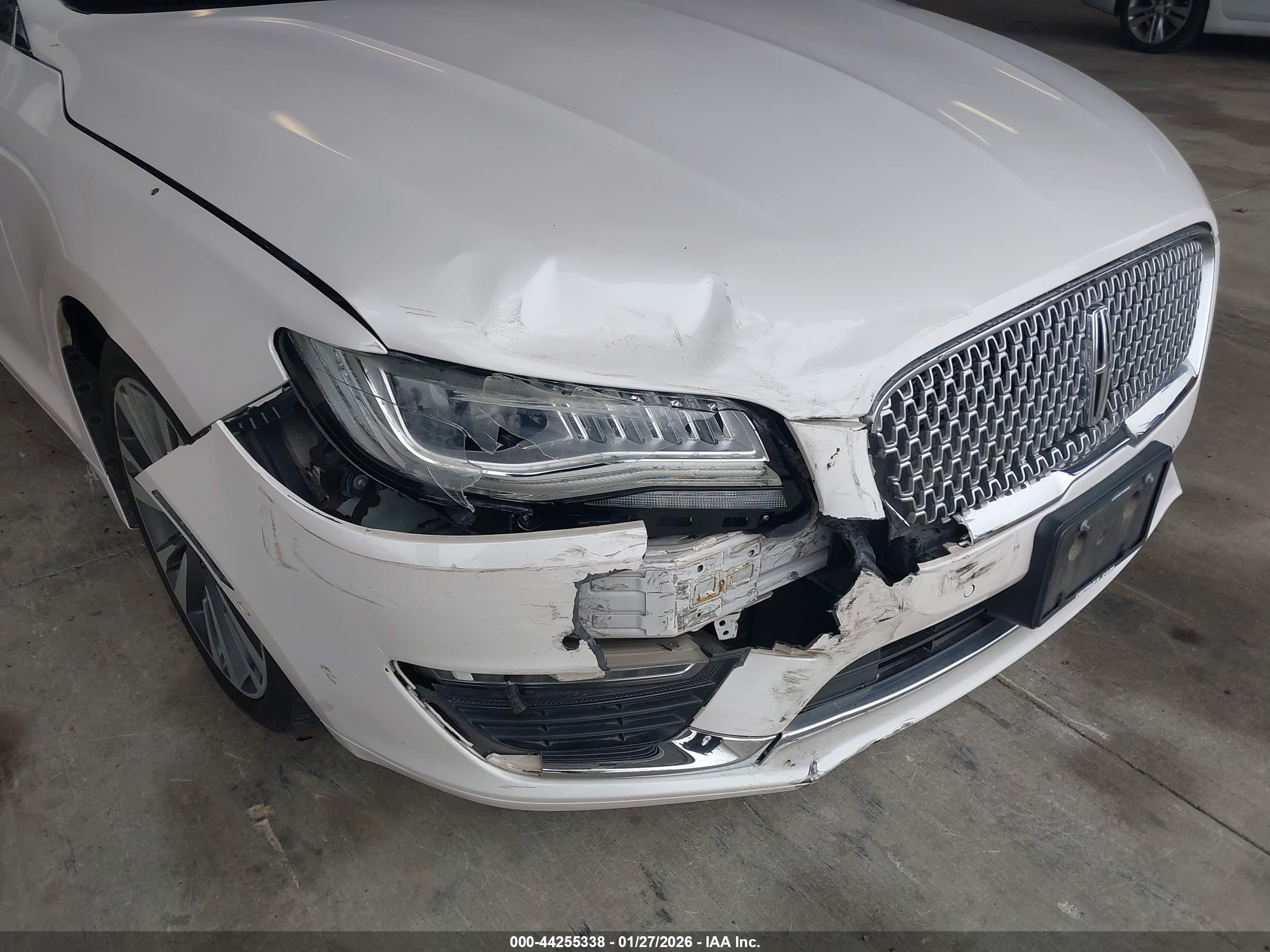 LINCOLN MKZ image 6