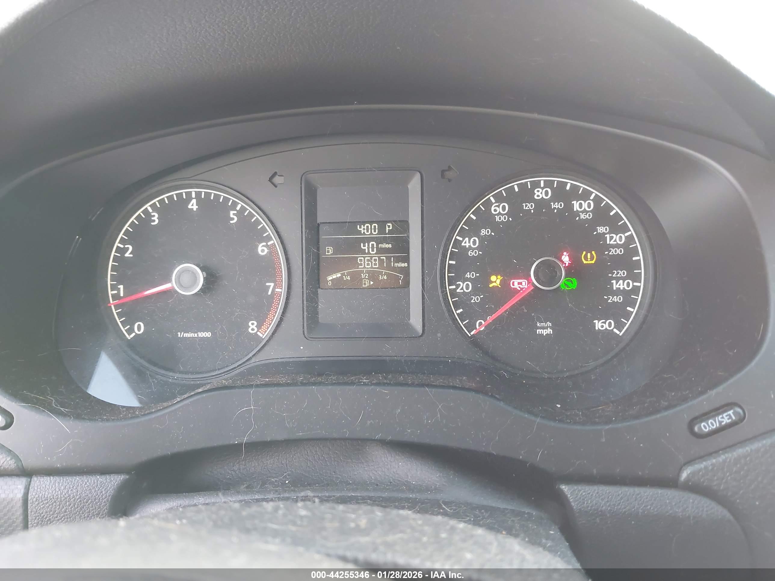 VOLKSWAGEN JETTA image 7