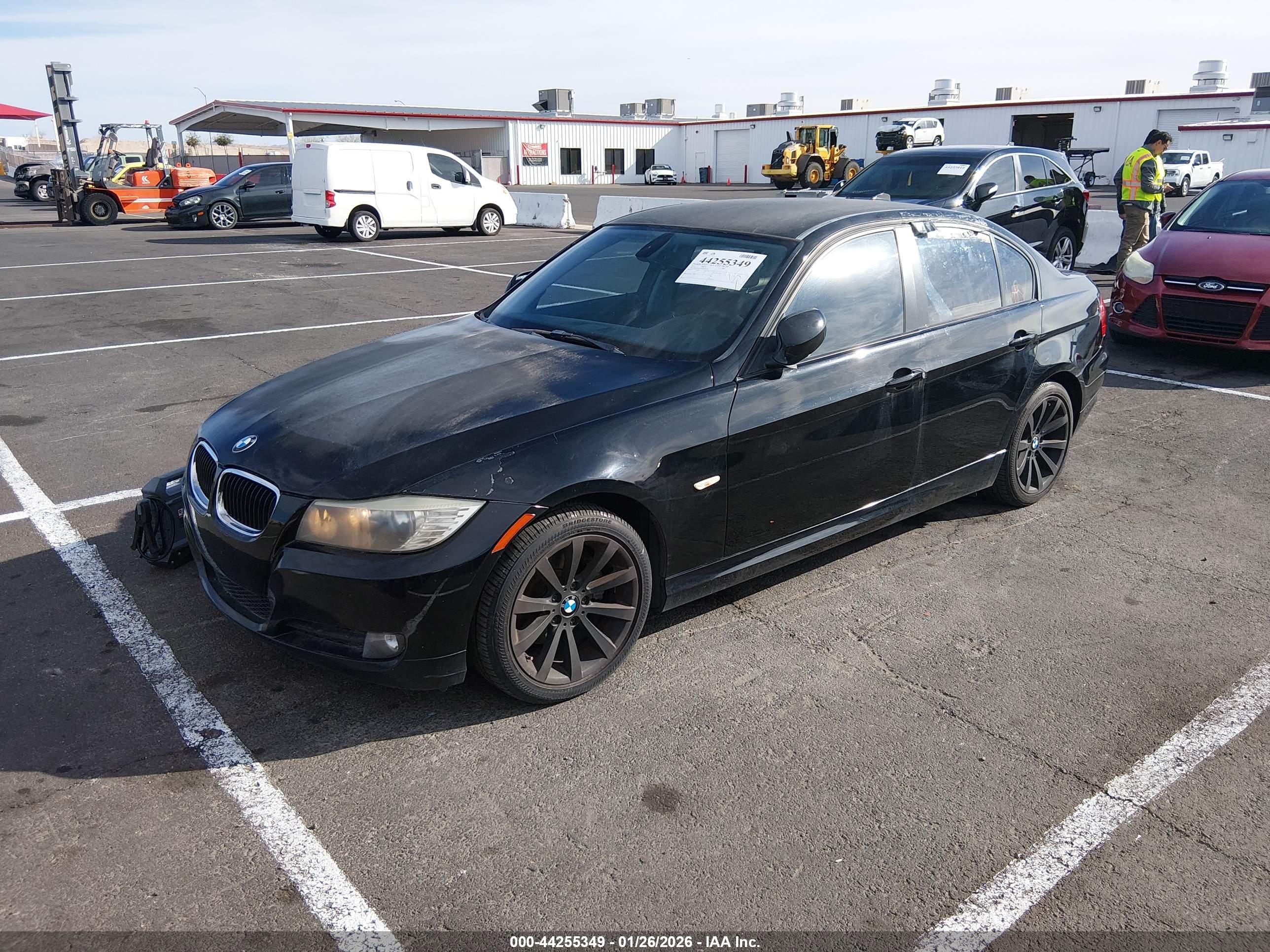 BMW 328I image 2