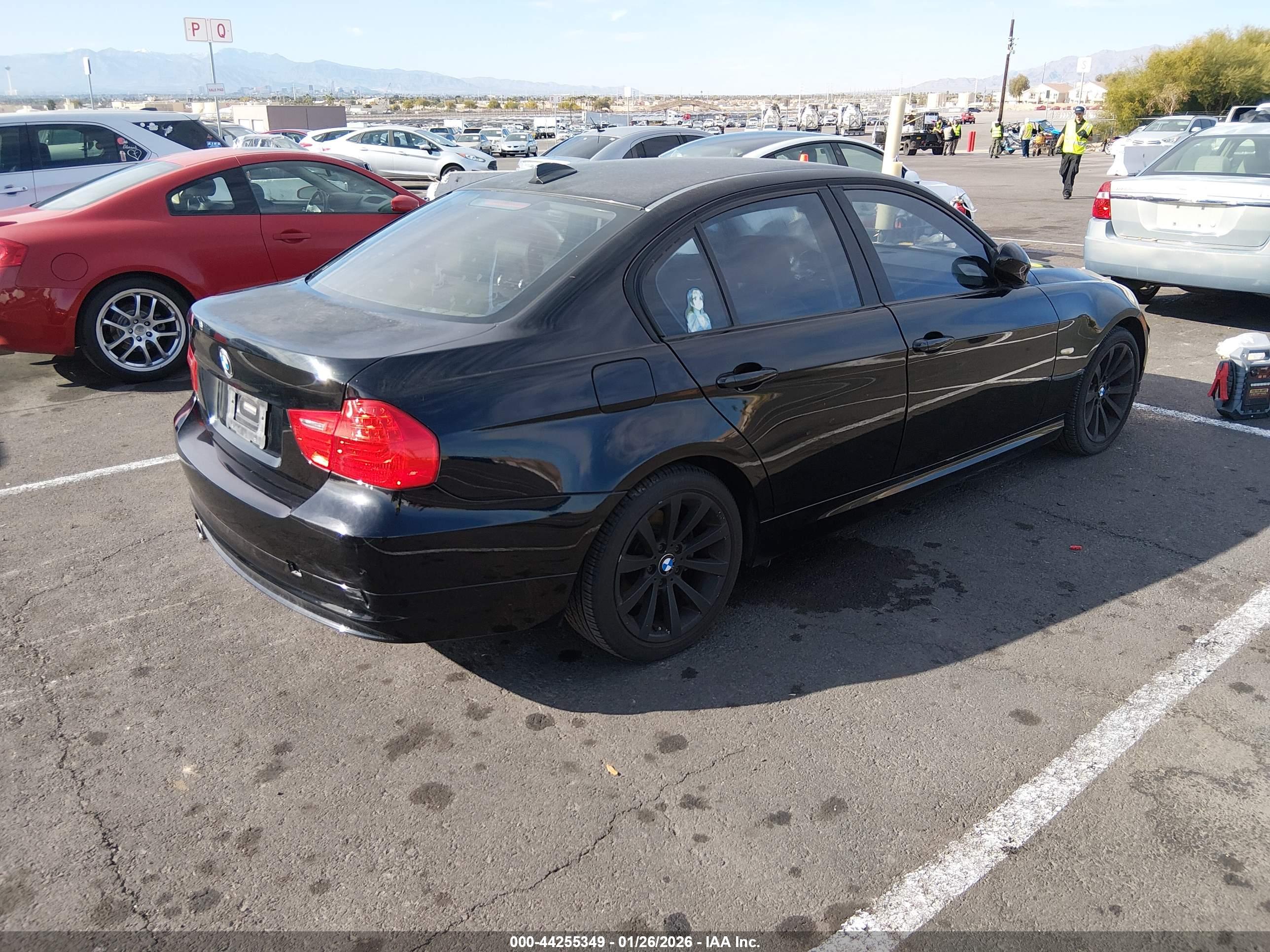 BMW 328I image 4