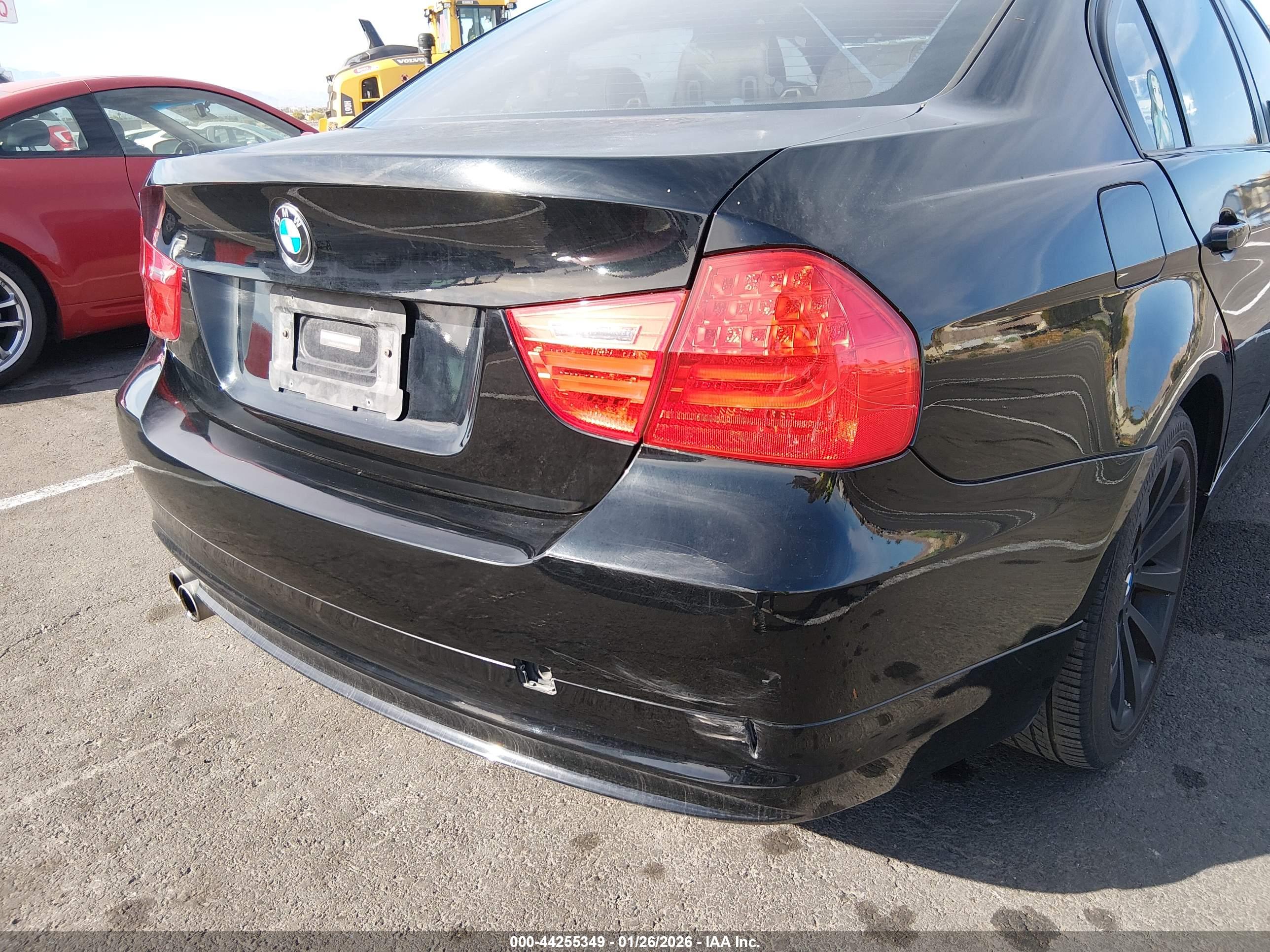 BMW 328I image 6