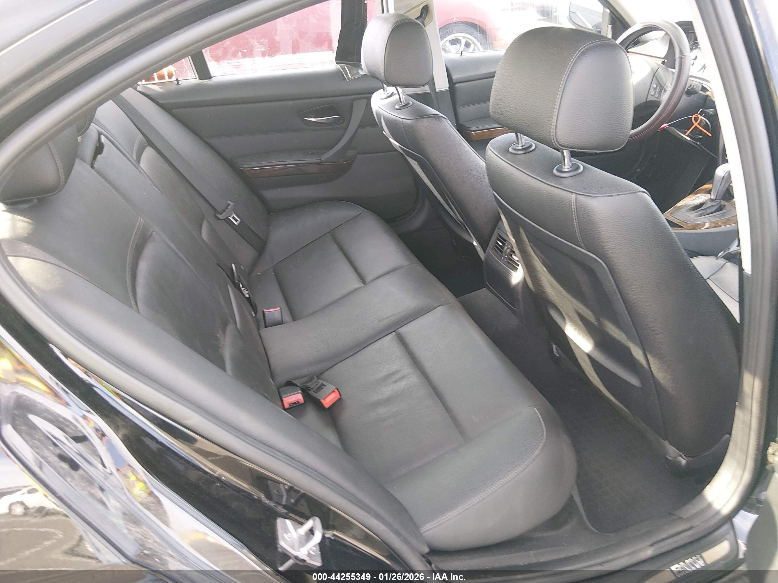 BMW 328I image 8