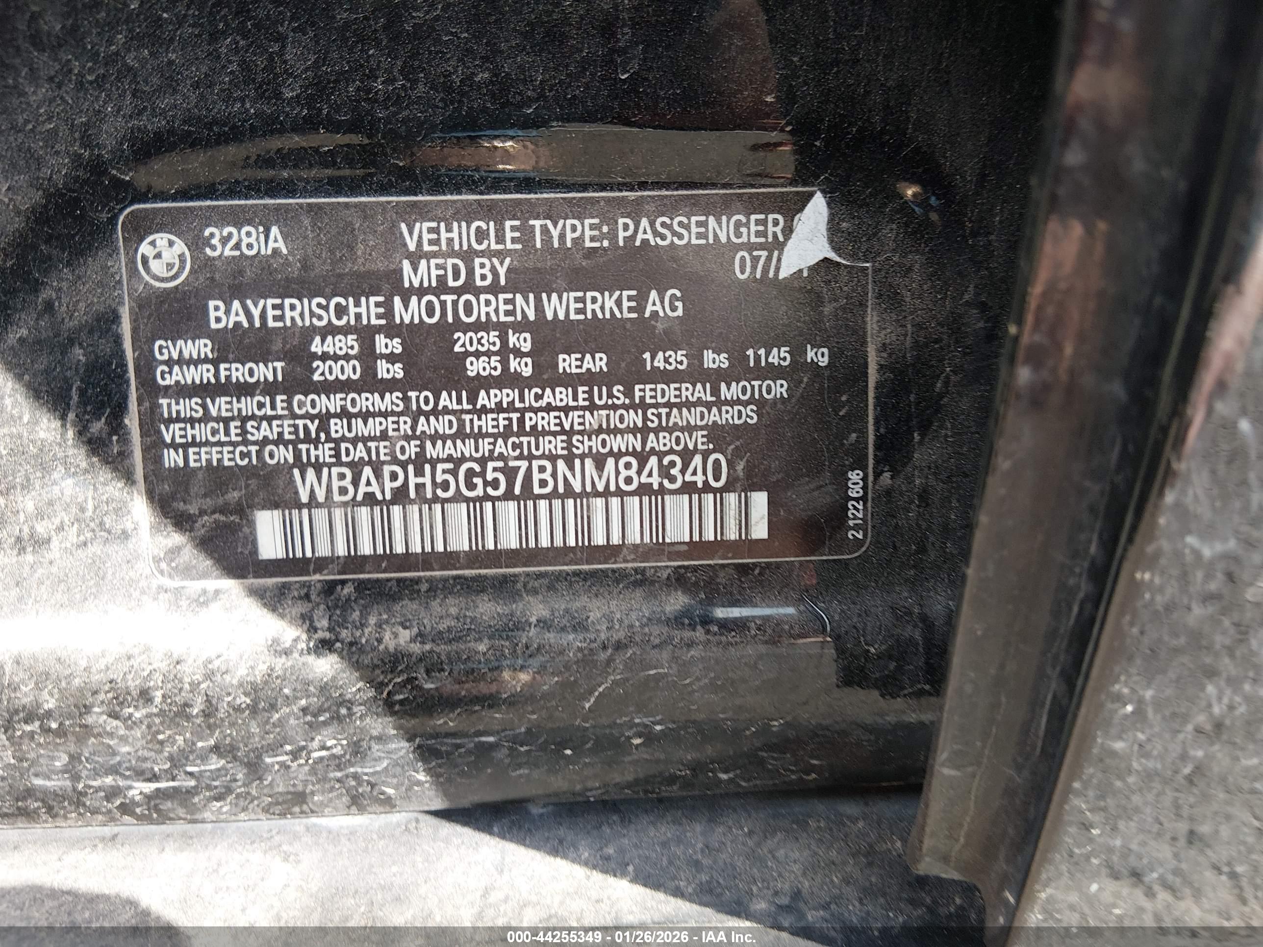 BMW 328I image 9