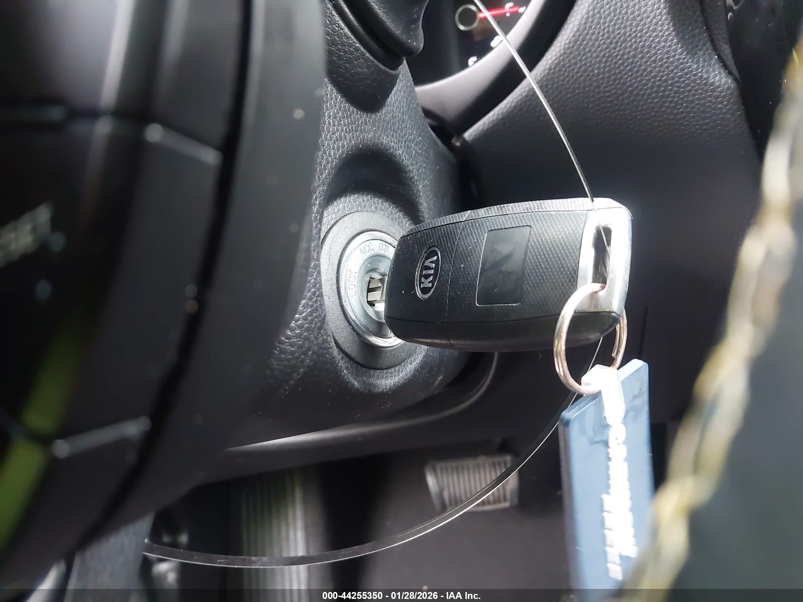 KIA SOUL image 11