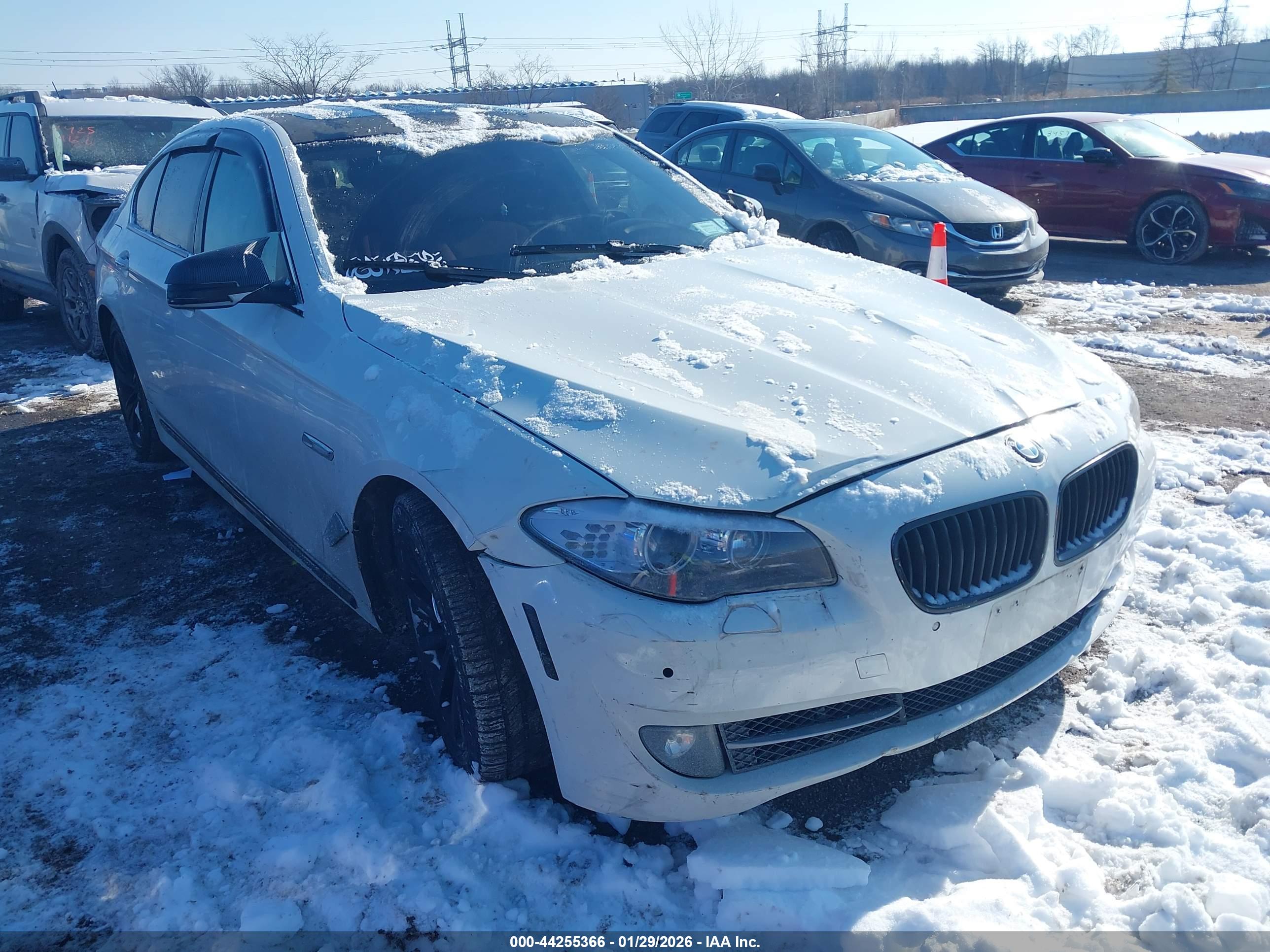 BMW 528I image 6
