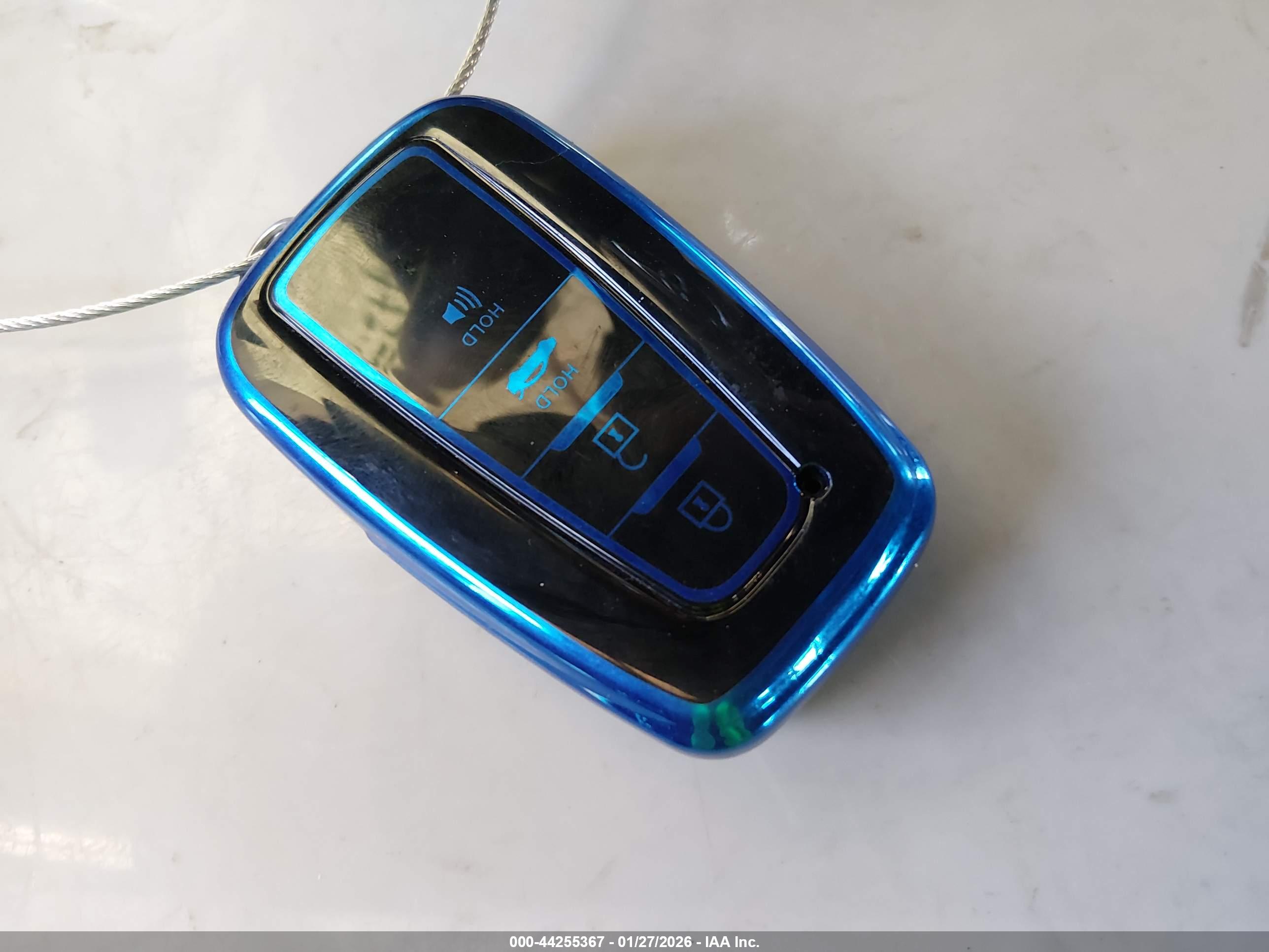 TOYOTA RAV4 image 11