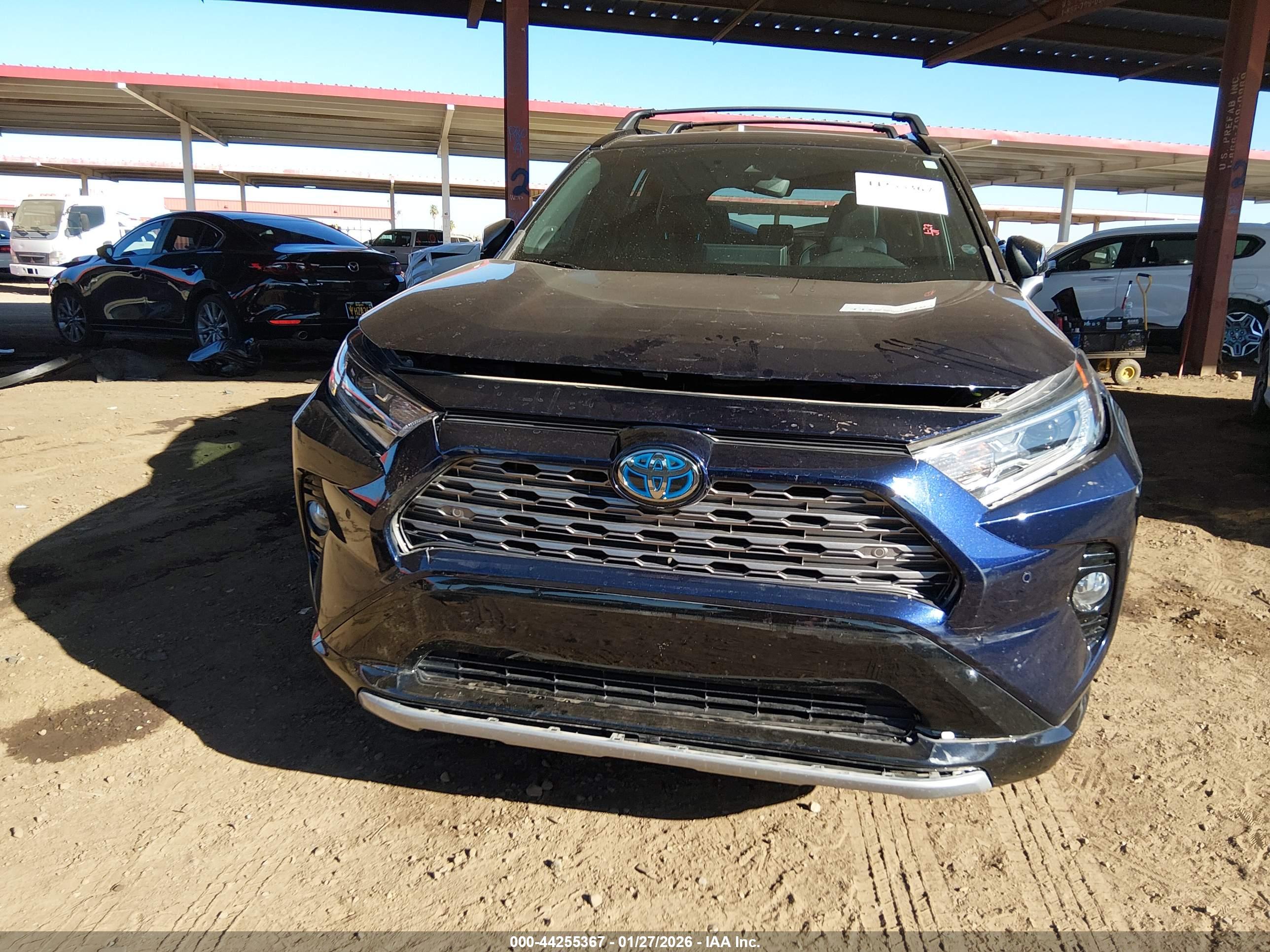 TOYOTA RAV4 image 6