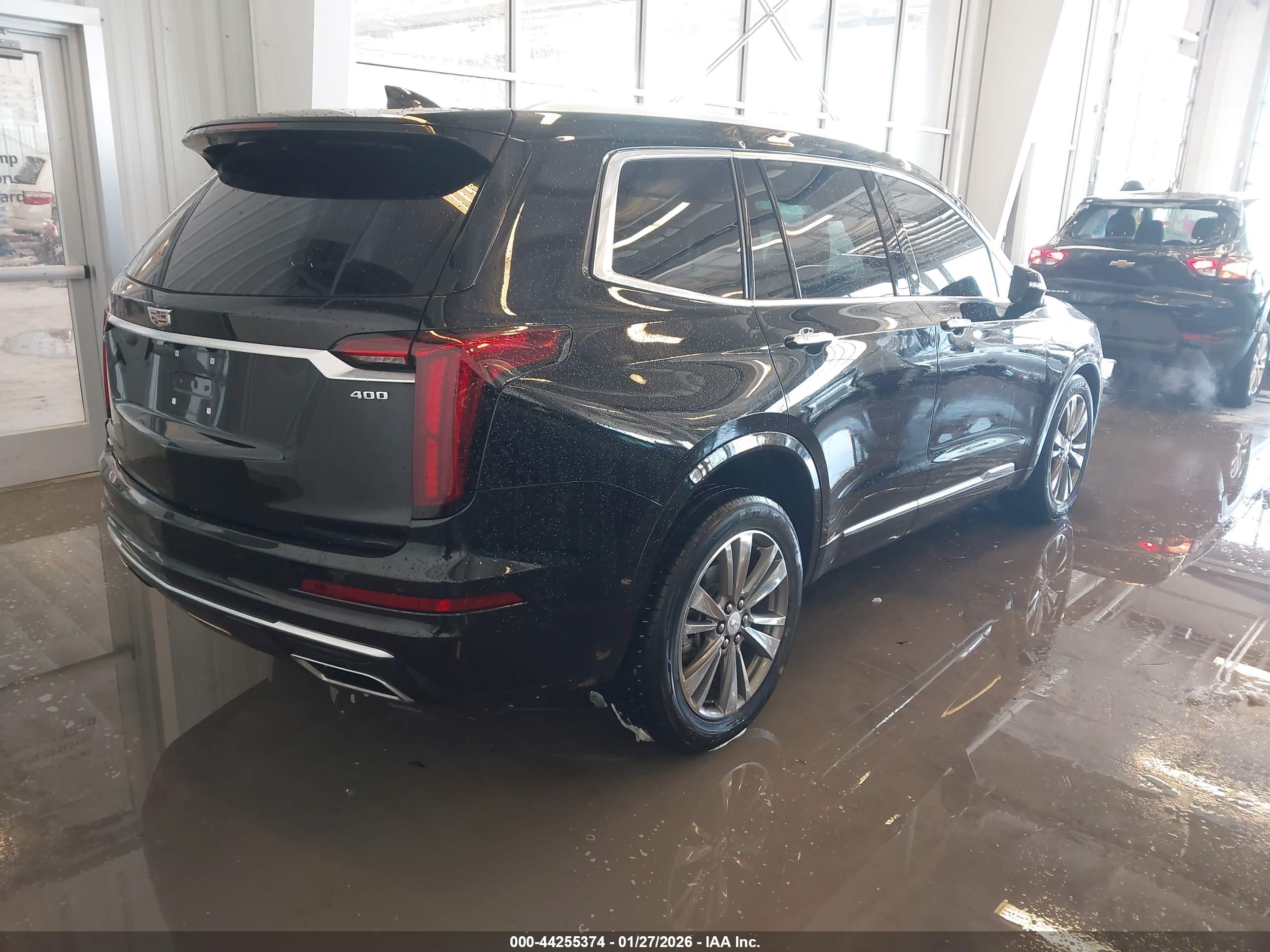 CADILLAC XT6 image 4