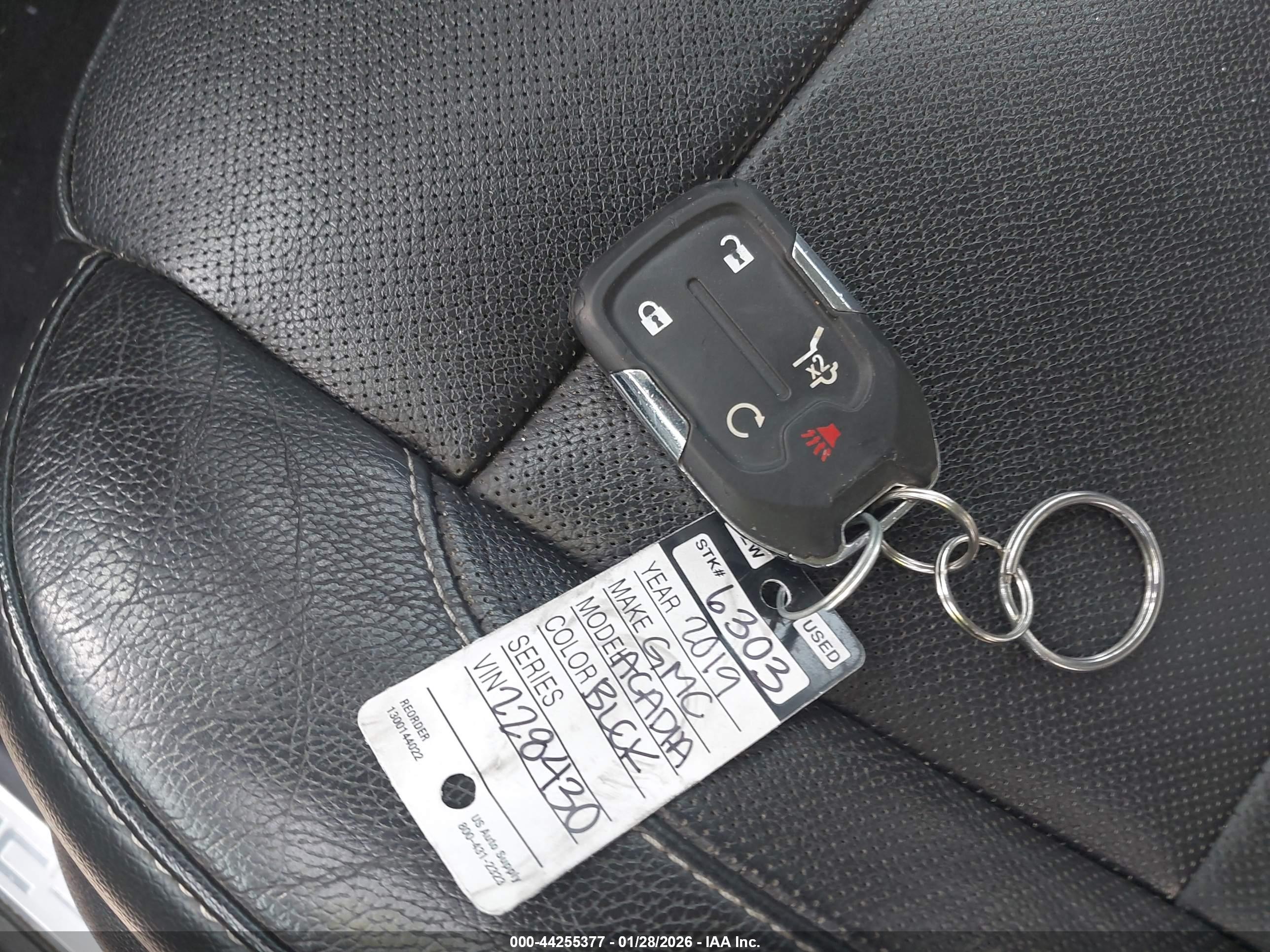 GMC ACADIA image 11