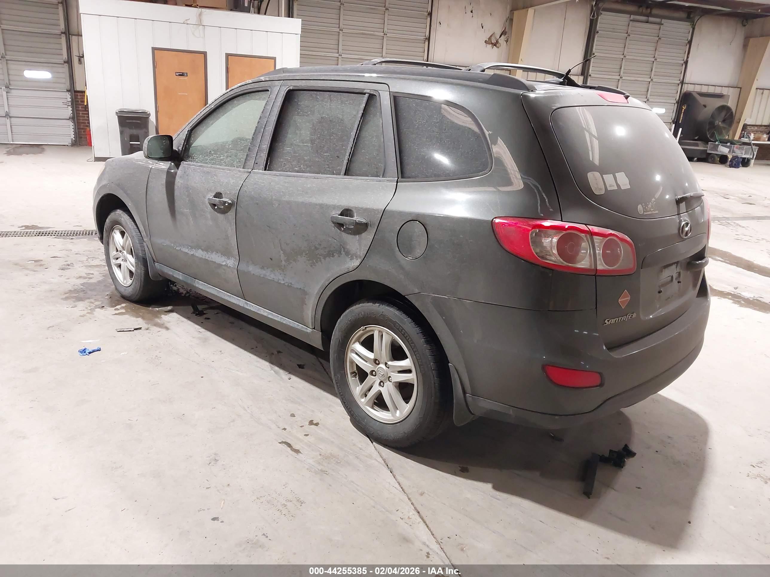 HYUNDAI SANTA image 3