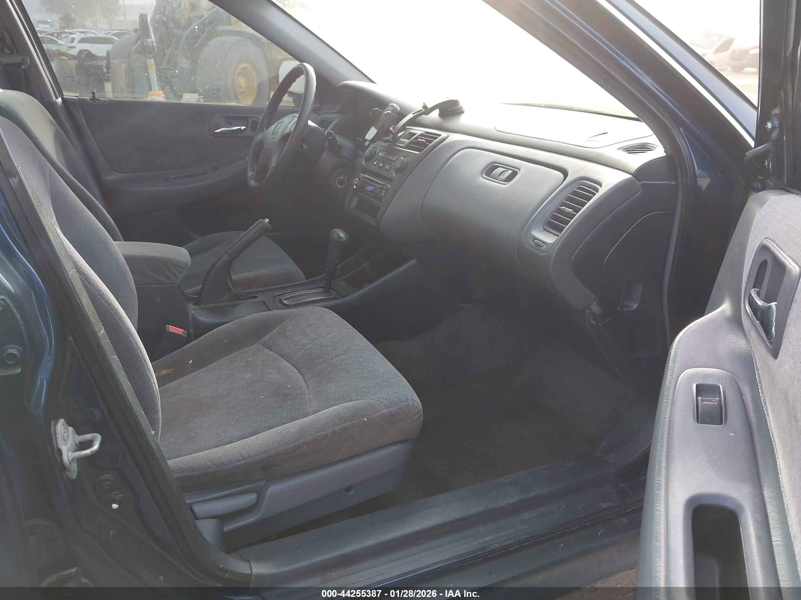HONDA ACCORD image 5