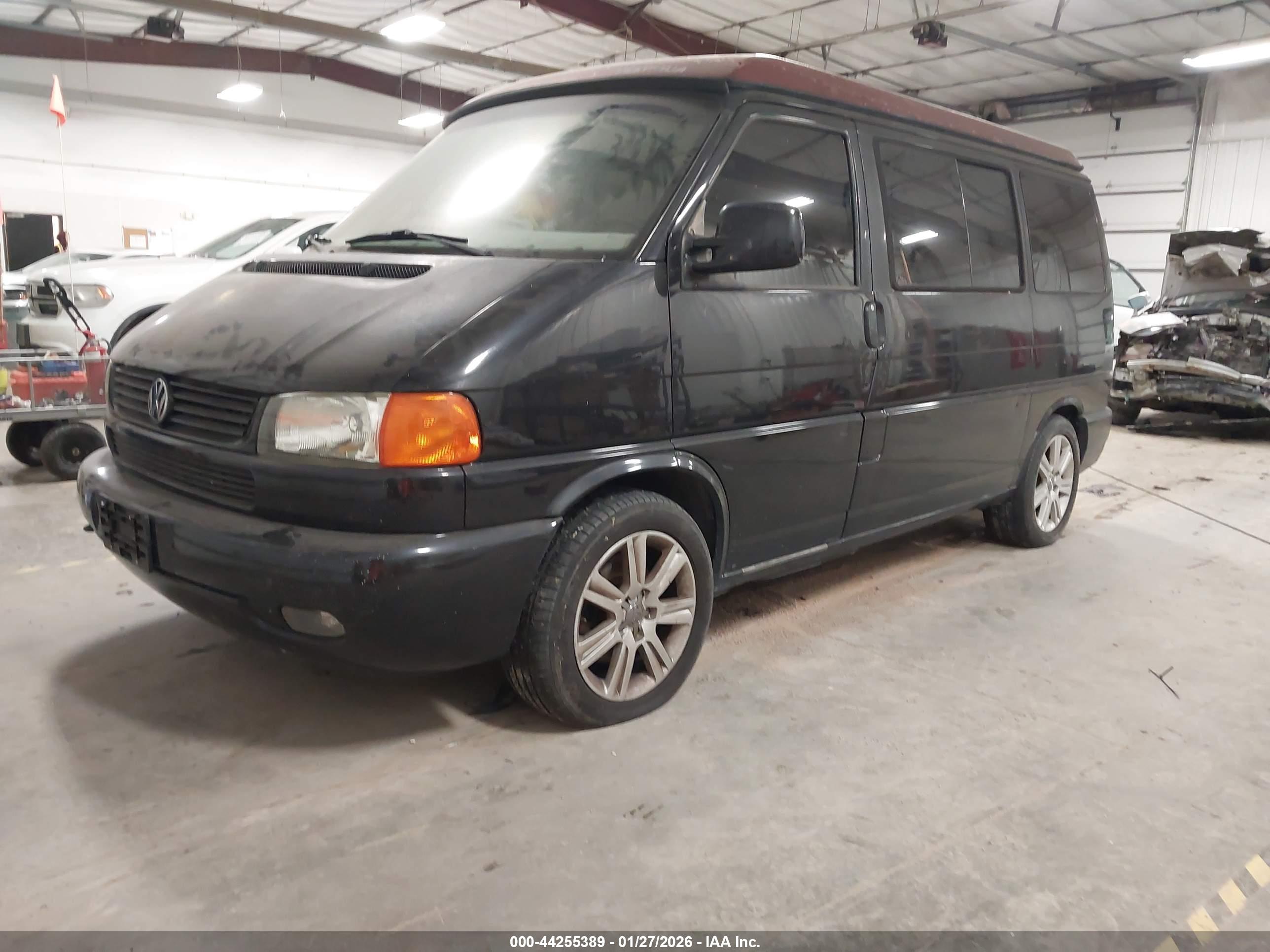 VOLKSWAGEN EUROVAN image 2