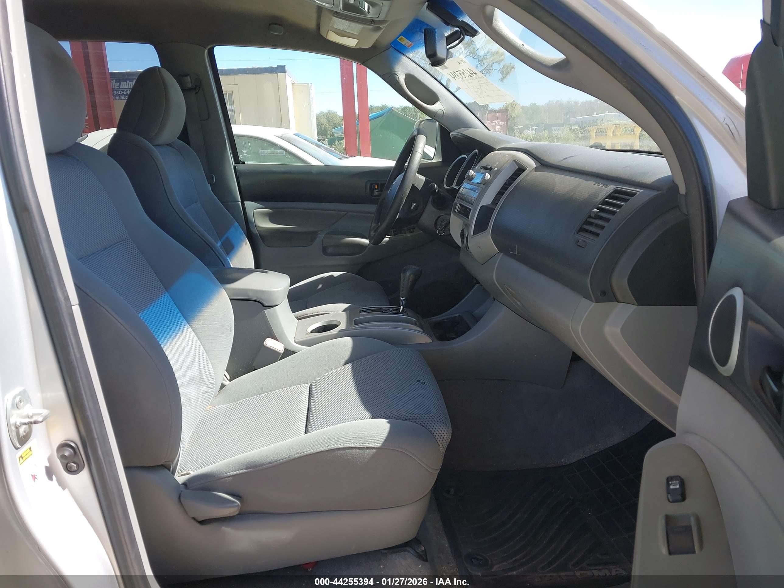 TOYOTA TACOMA image 5