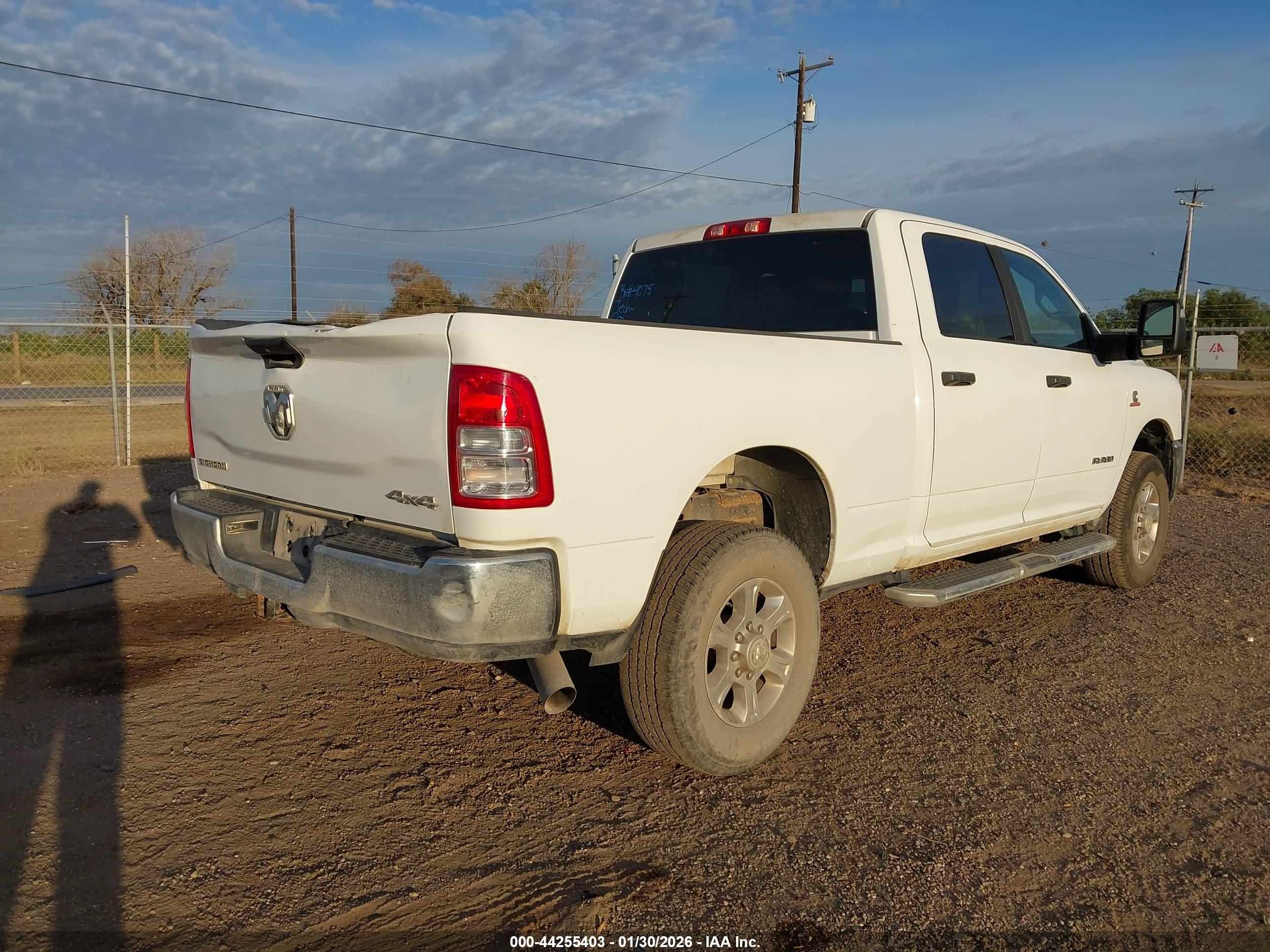 RAM 2500 image 4