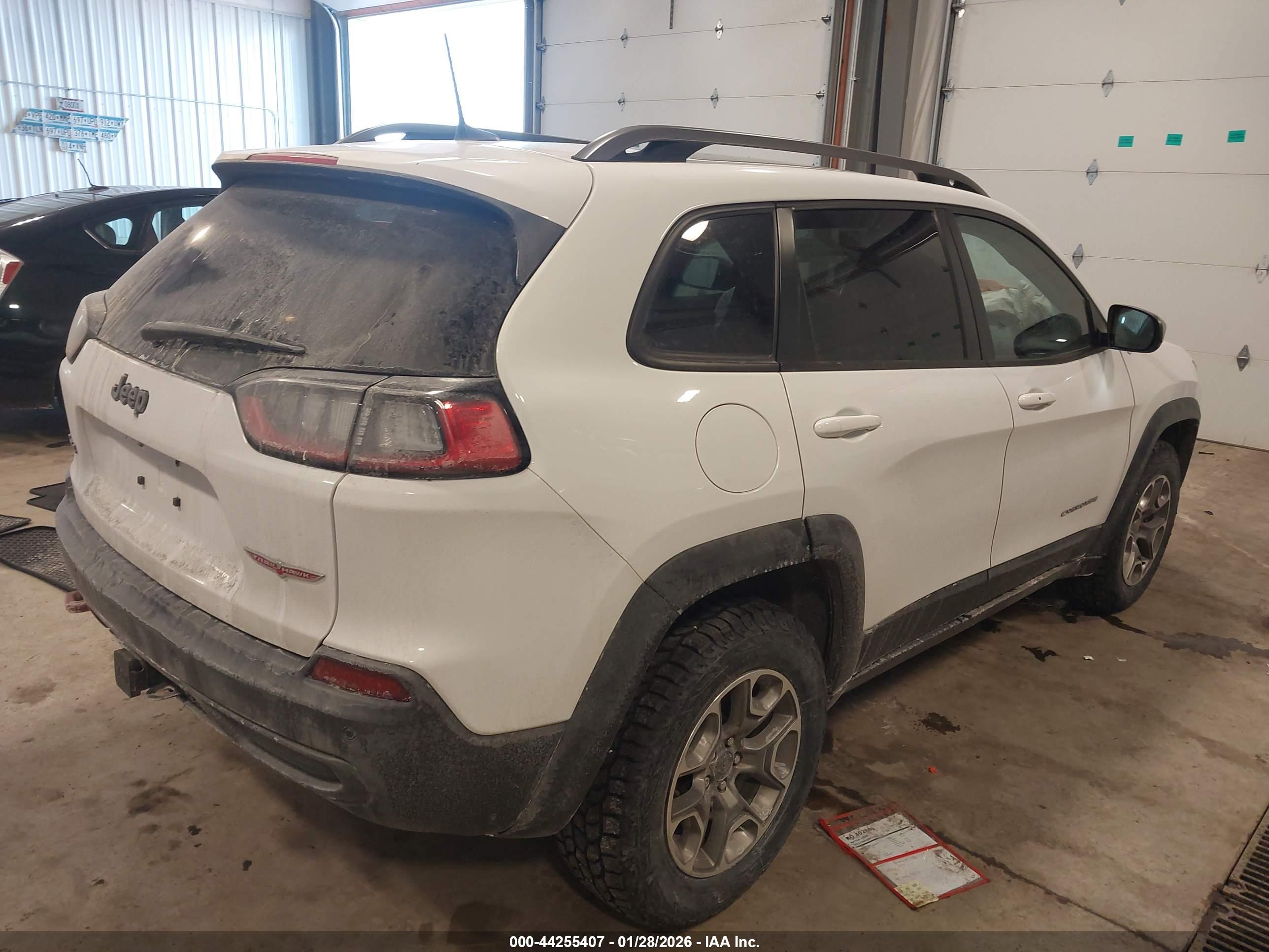 JEEP CHEROKEE image 4