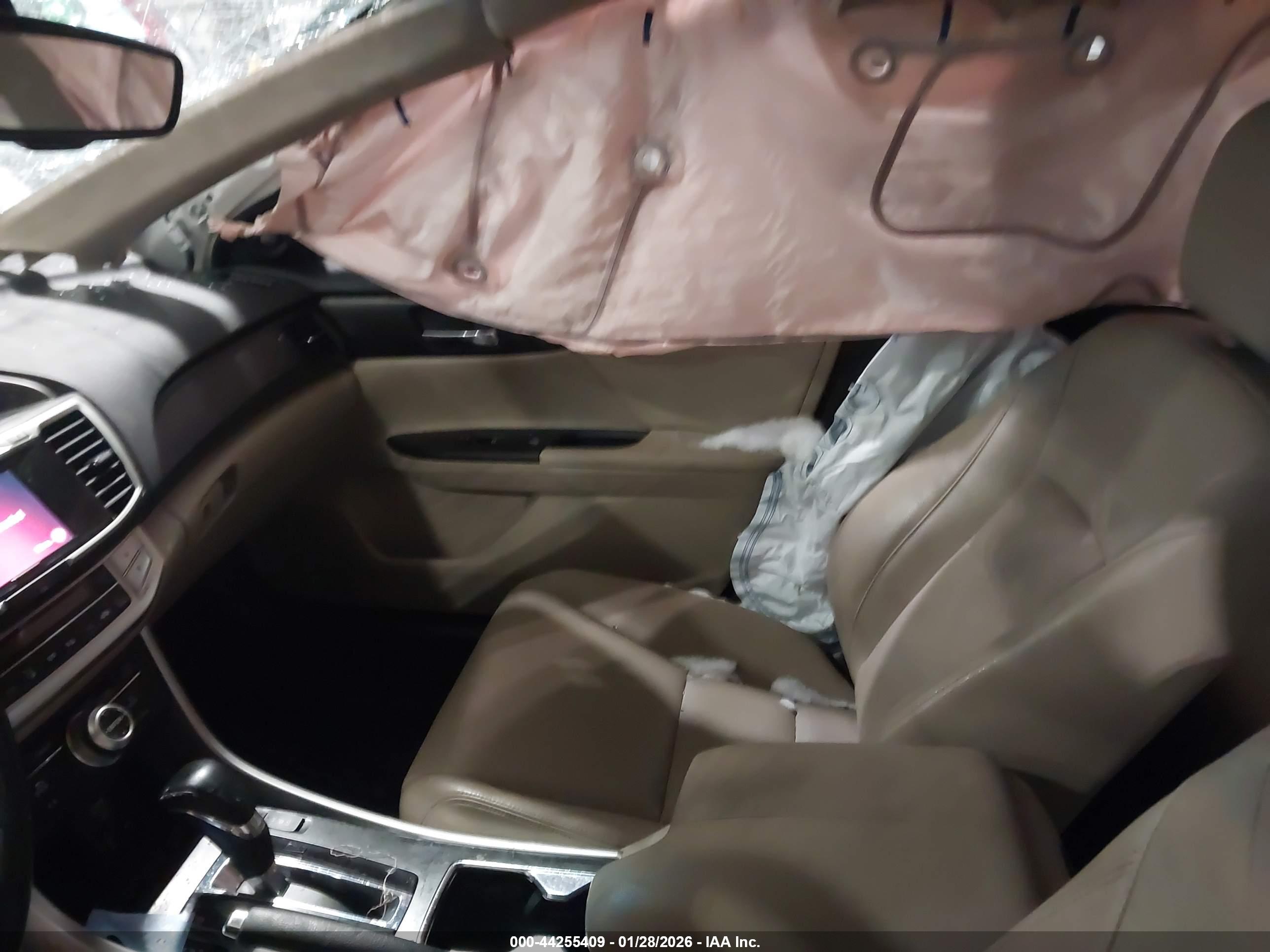 HONDA ACCORD image 5