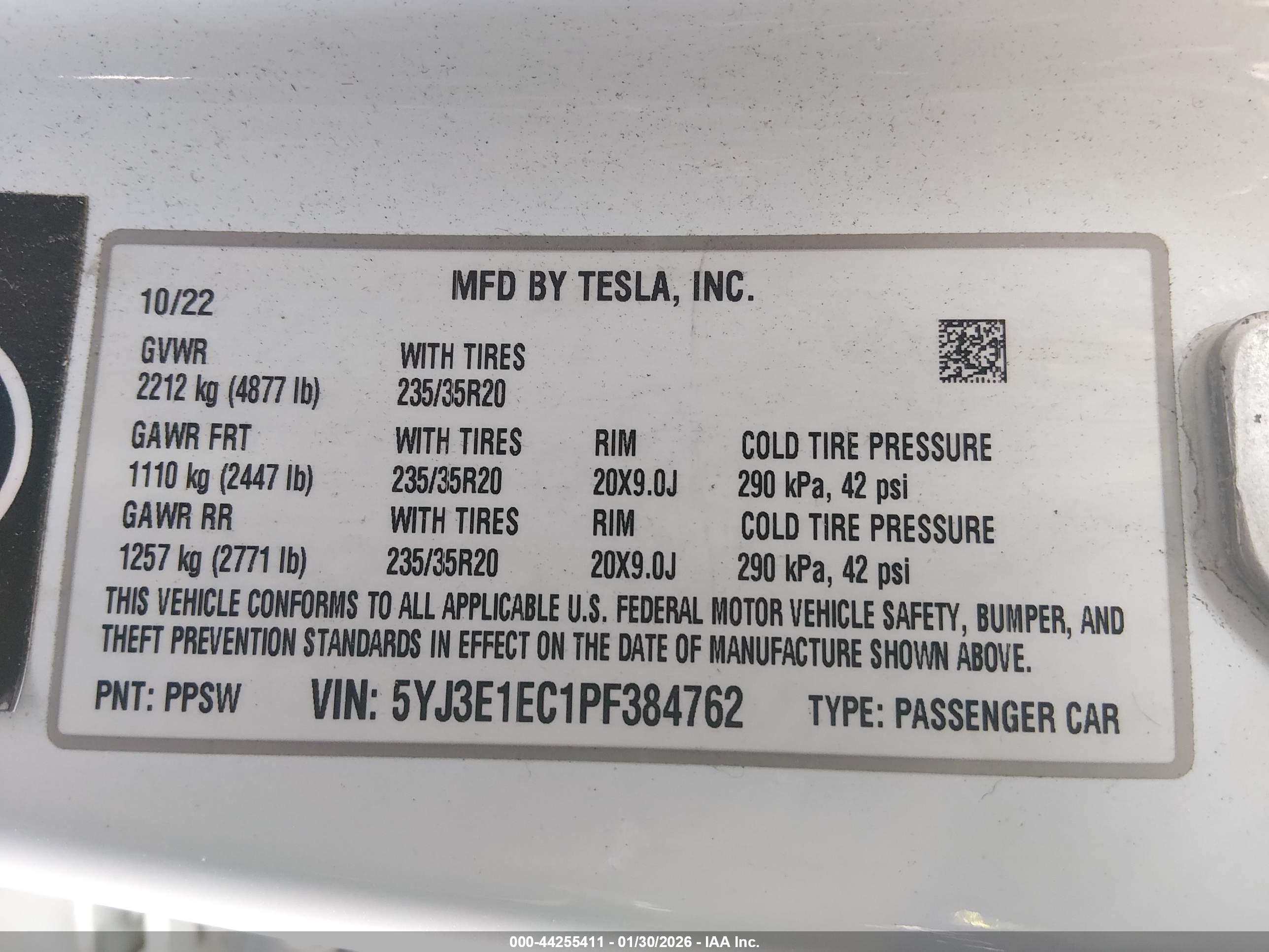 TESLA MODEL image 9