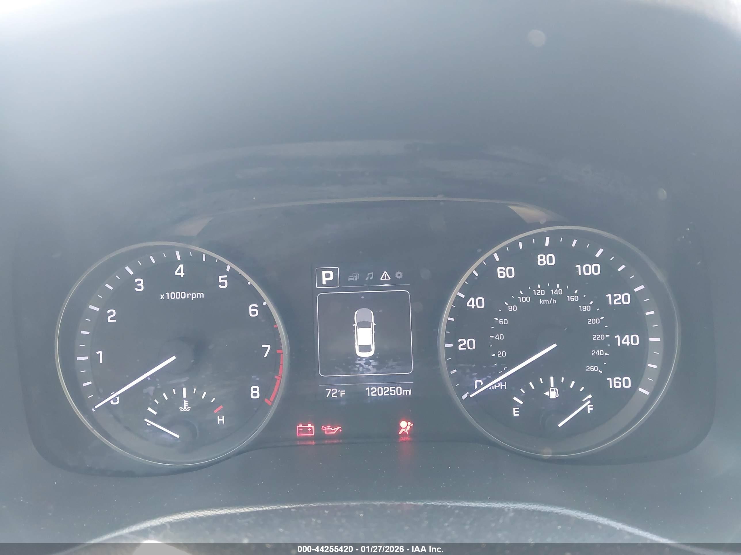 HYUNDAI ELANTRA image 7