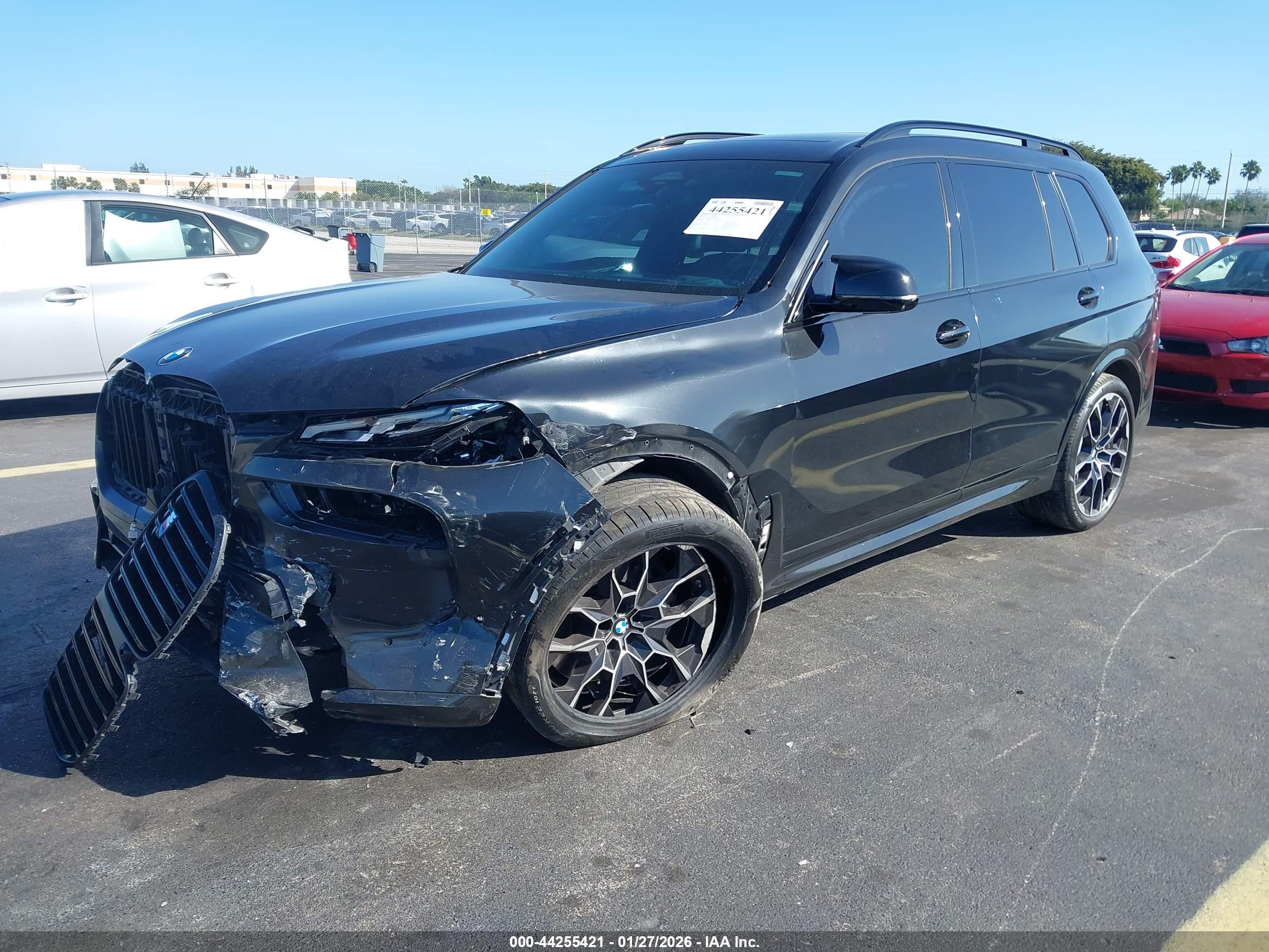 BMW X7 image 2