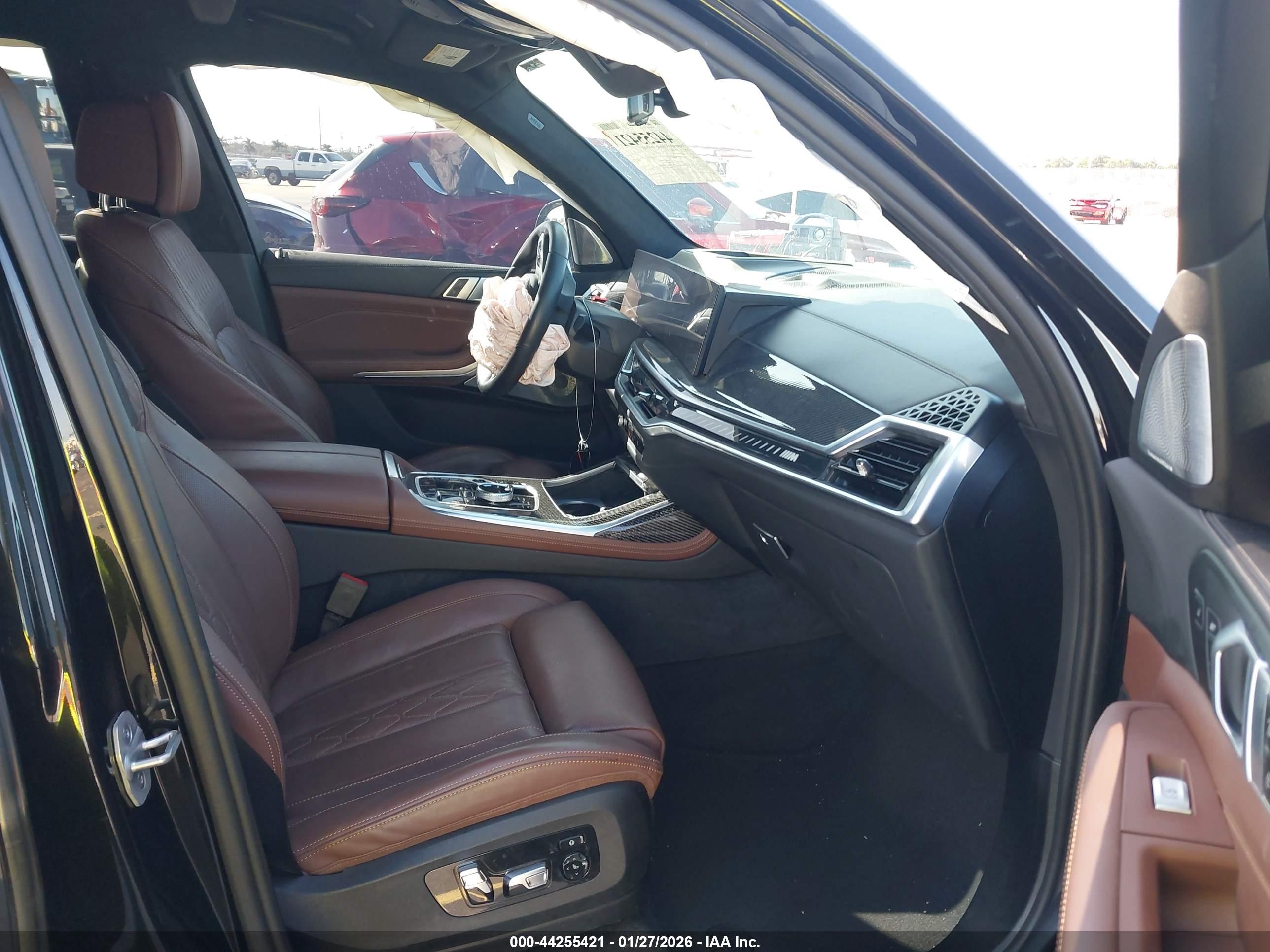 BMW X7 image 5