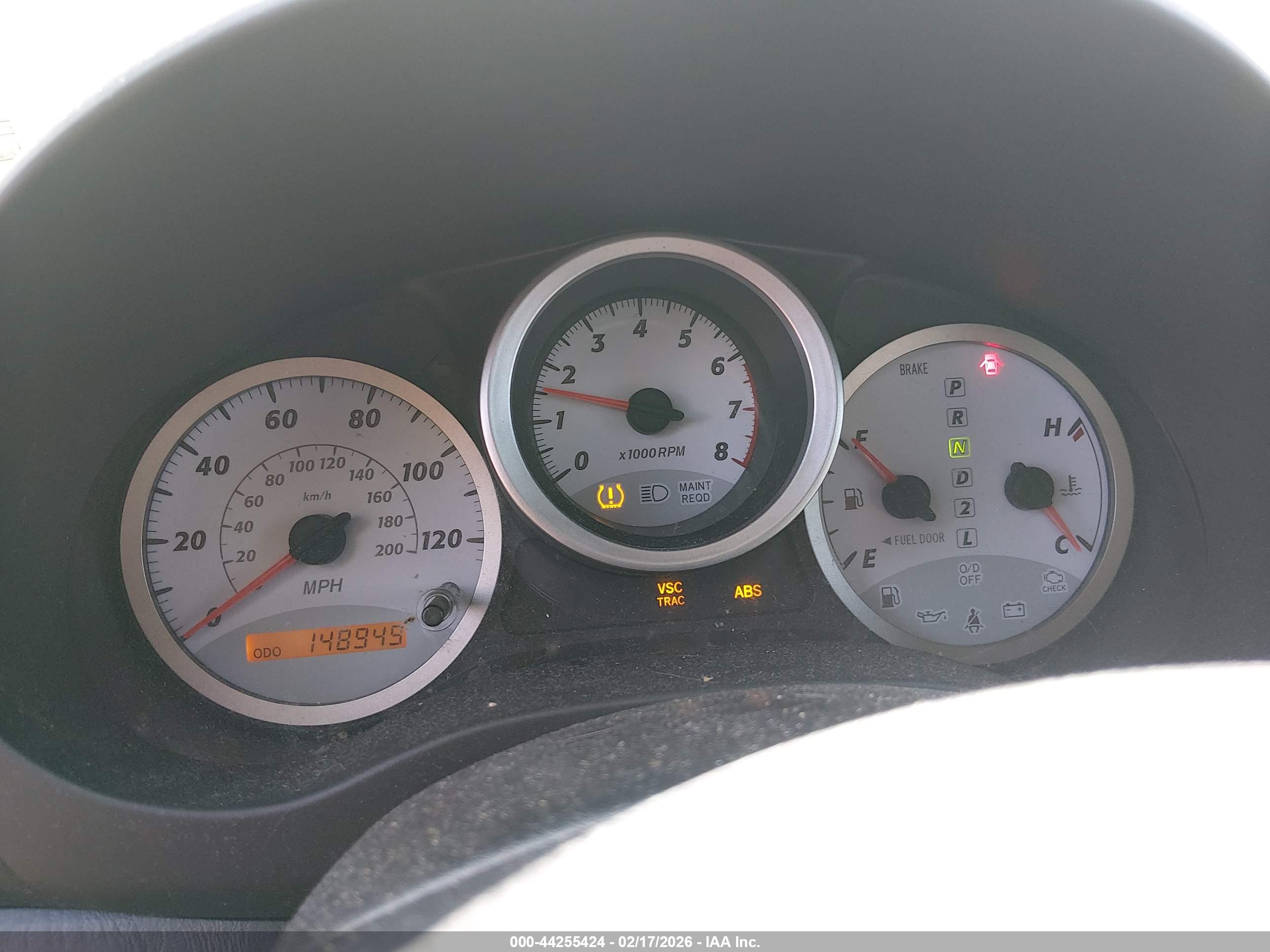 TOYOTA RAV4 image 7