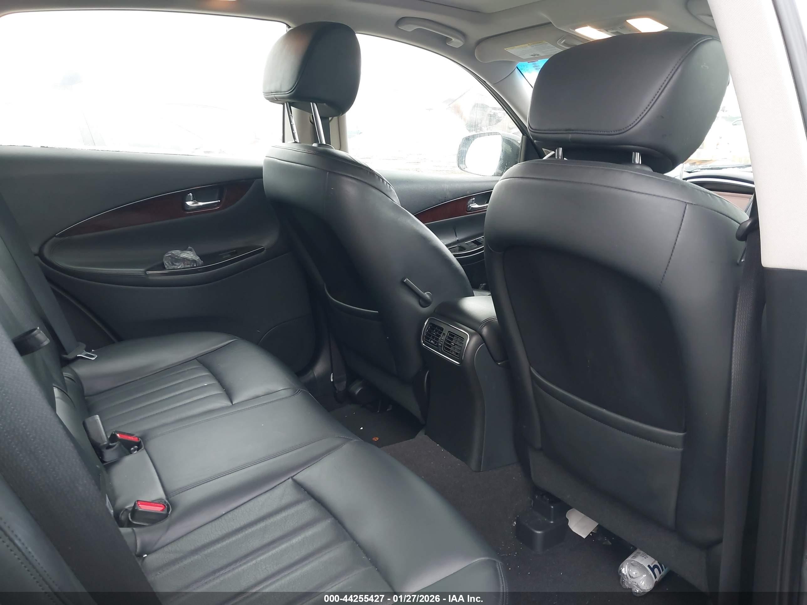 INFINITI QX50 image 8