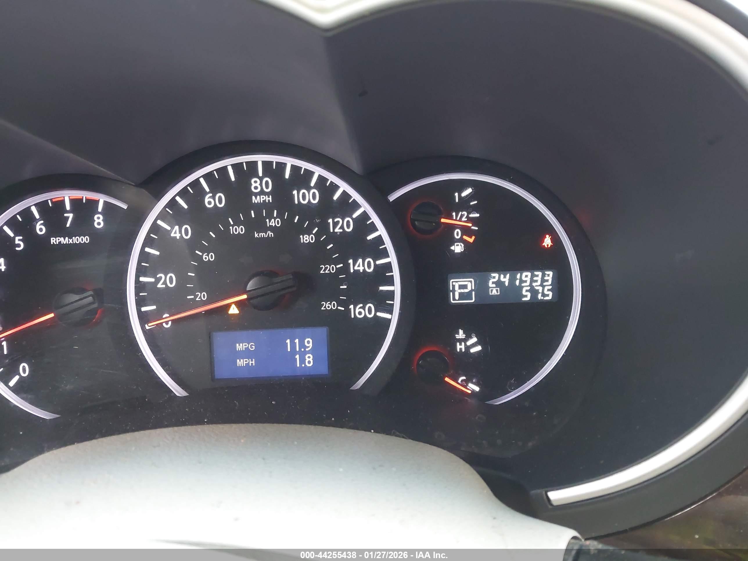 NISSAN QUEST image 7