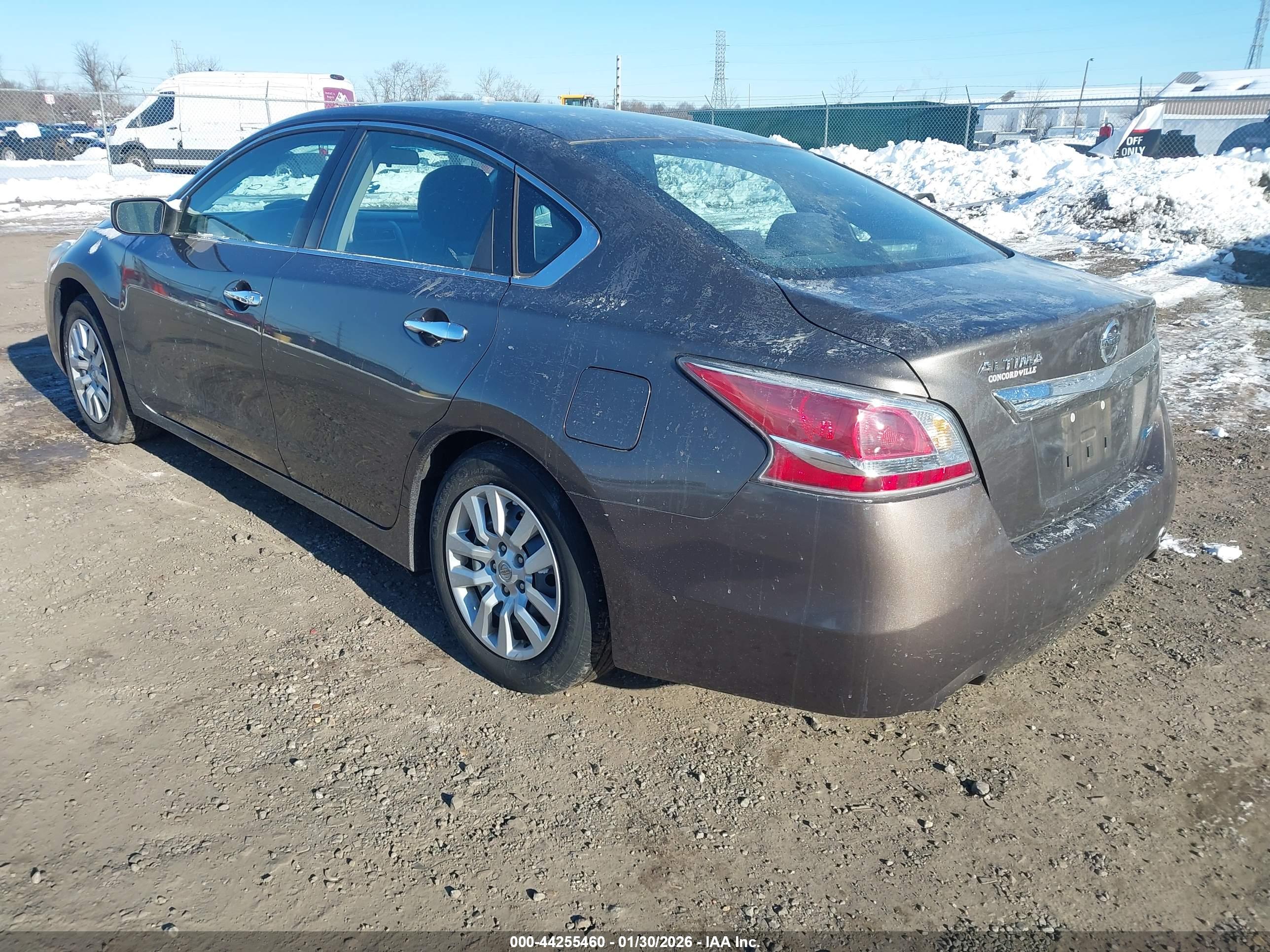 NISSAN ALTIMA image 3