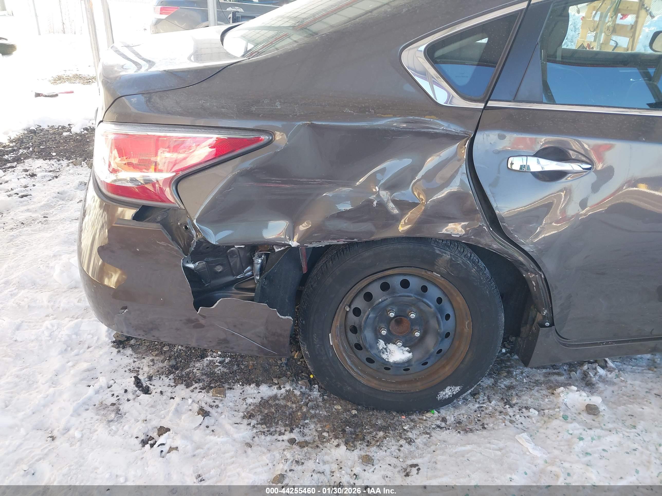 NISSAN ALTIMA image 6