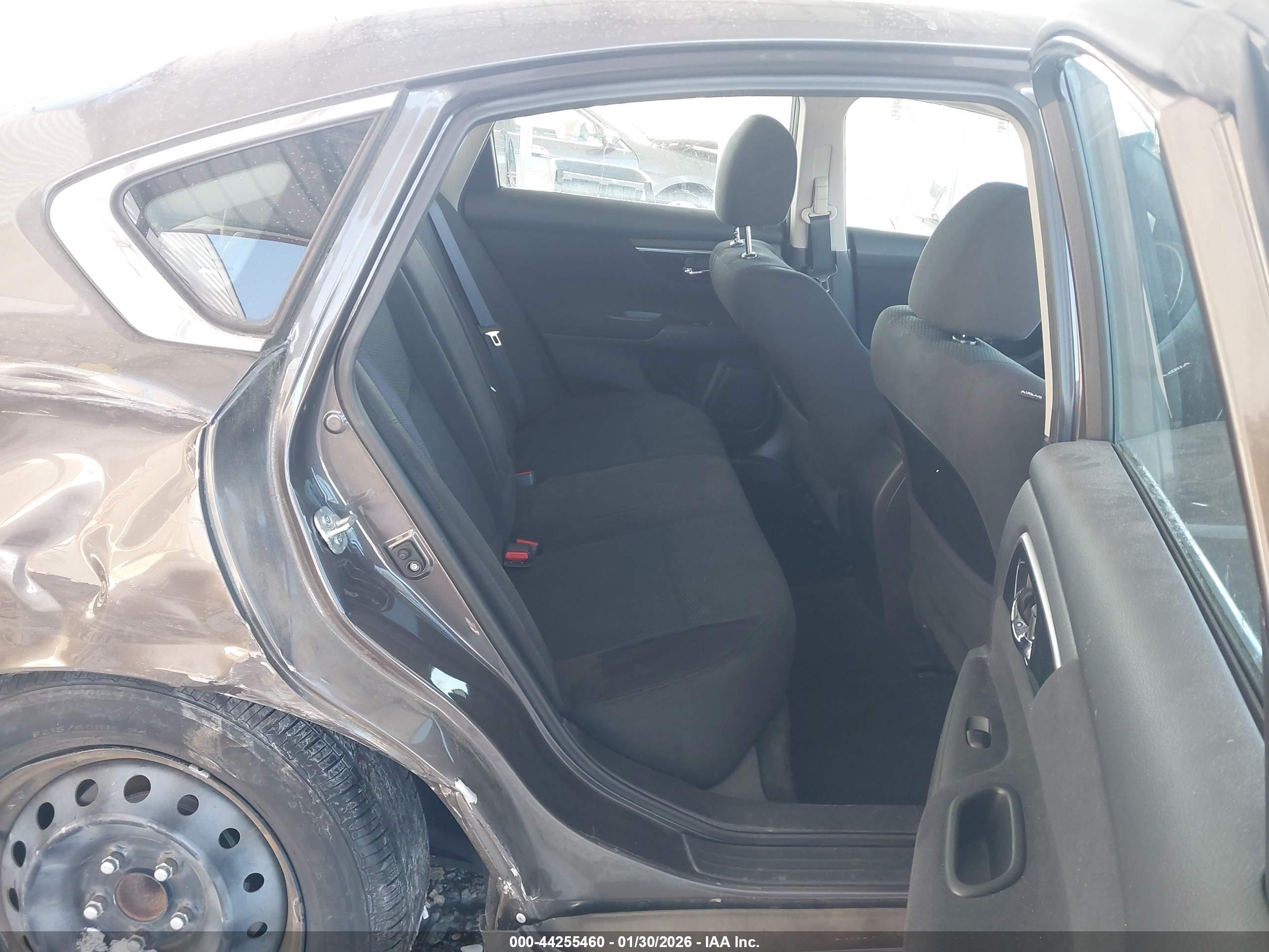 NISSAN ALTIMA image 8
