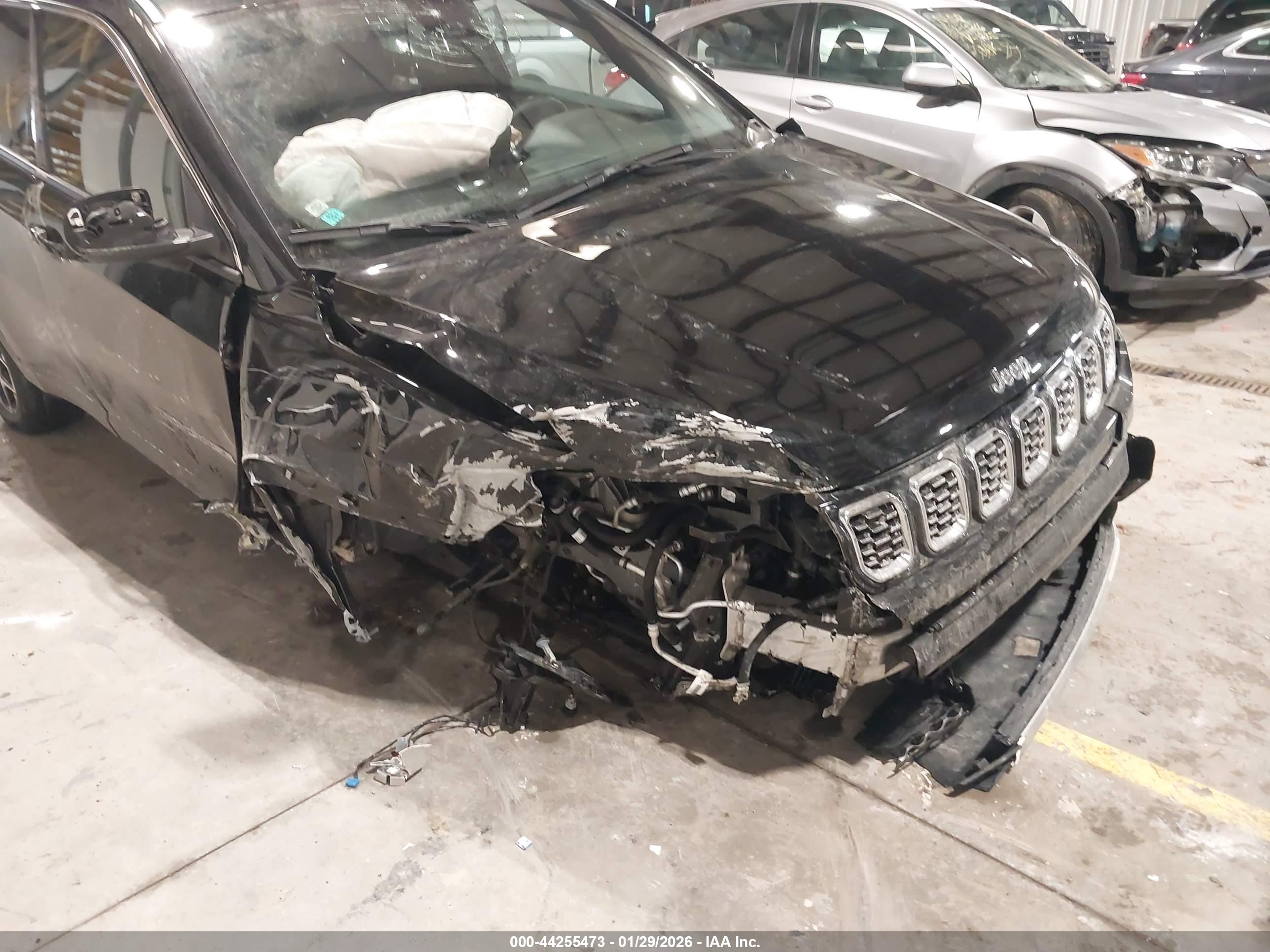 JEEP COMPASS image 6