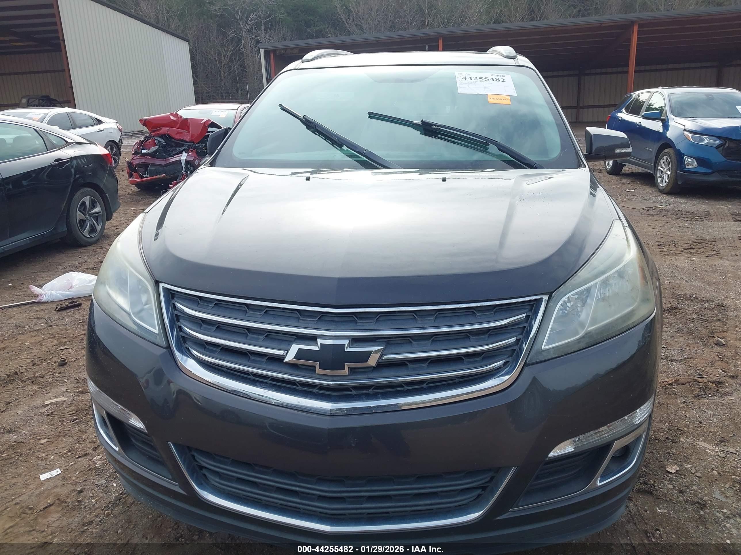 CHEVROLET TRAVERSE image 6