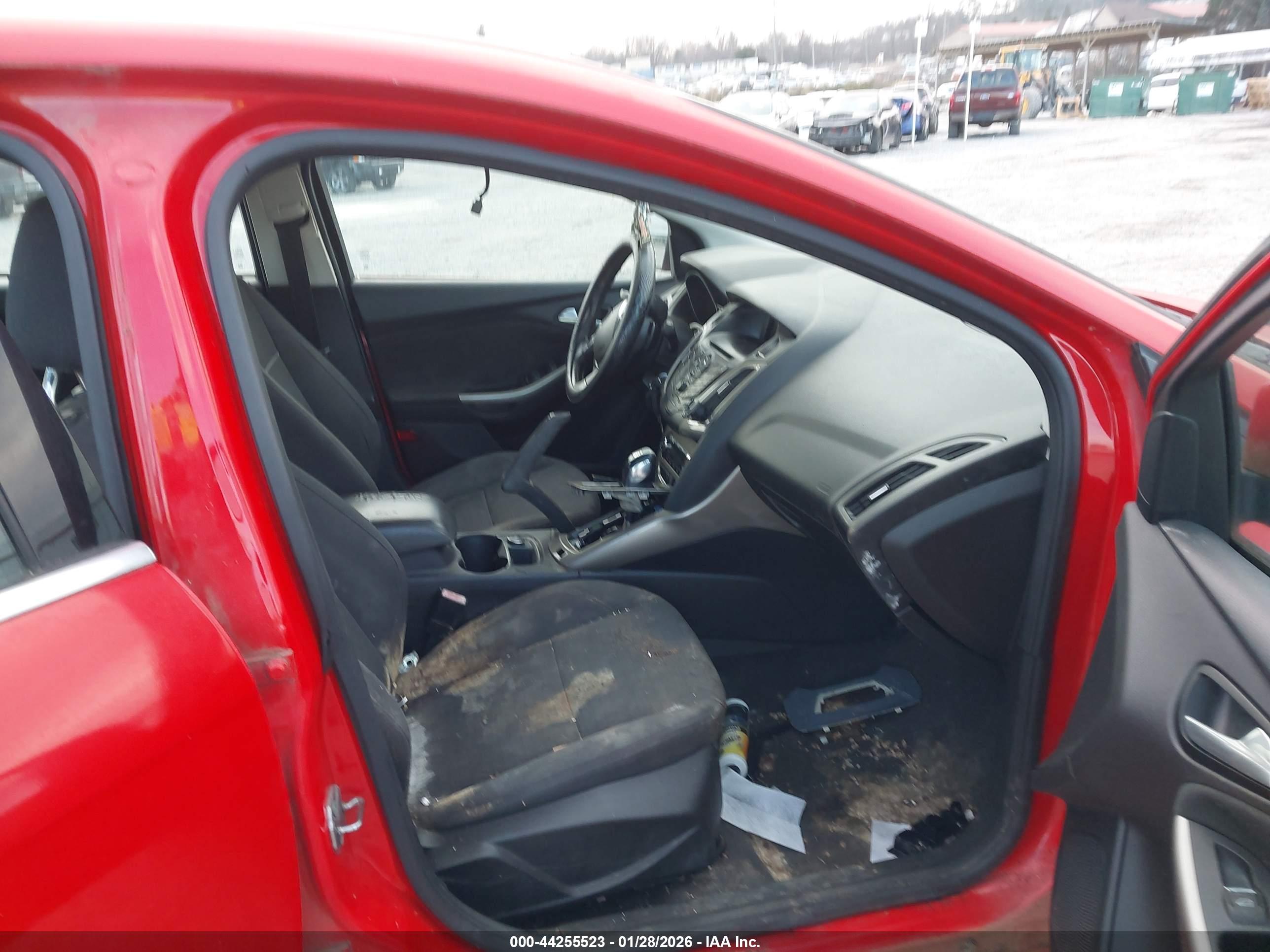 FORD FOCUS image 5