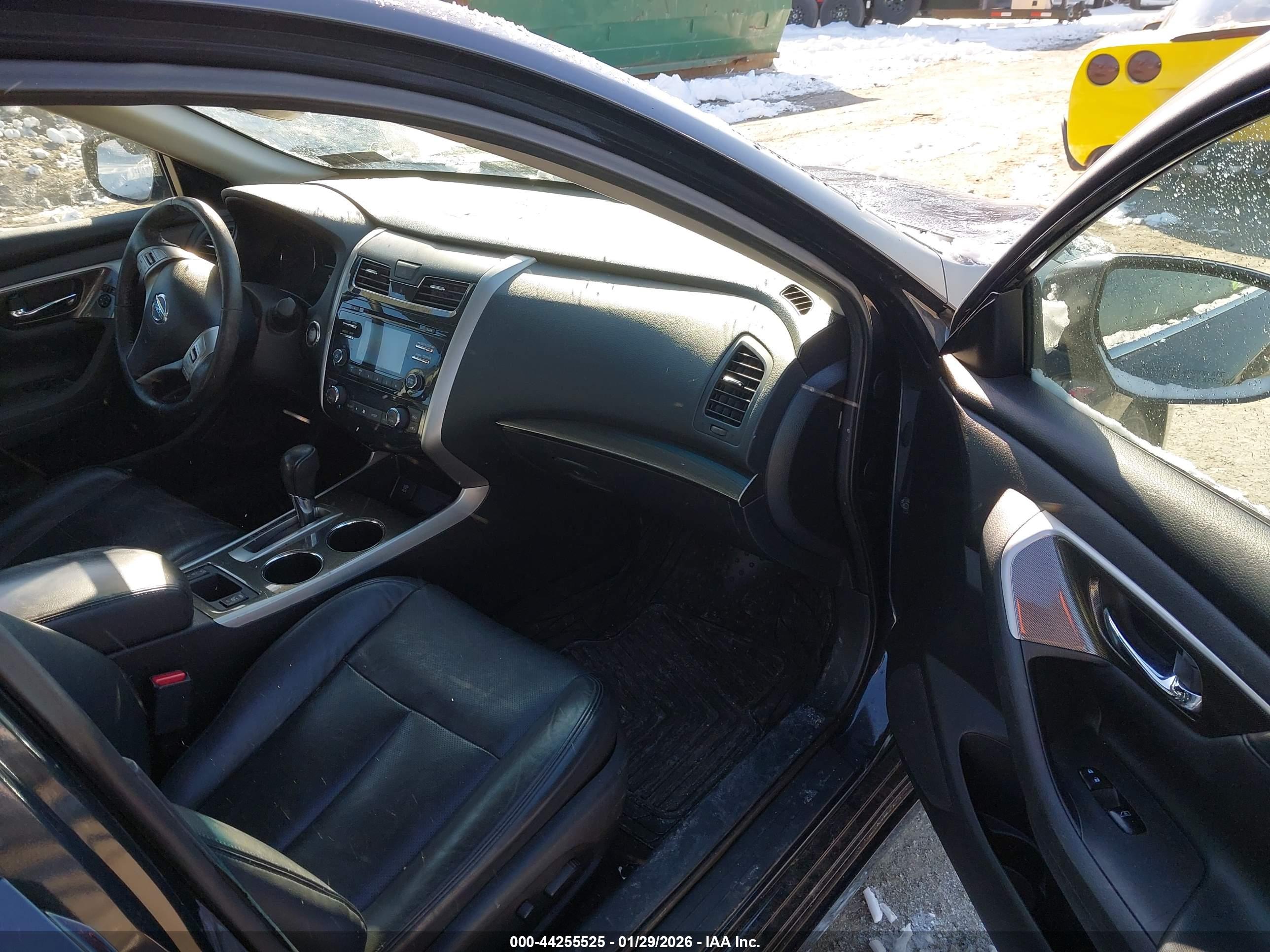 NISSAN ALTIMA image 5