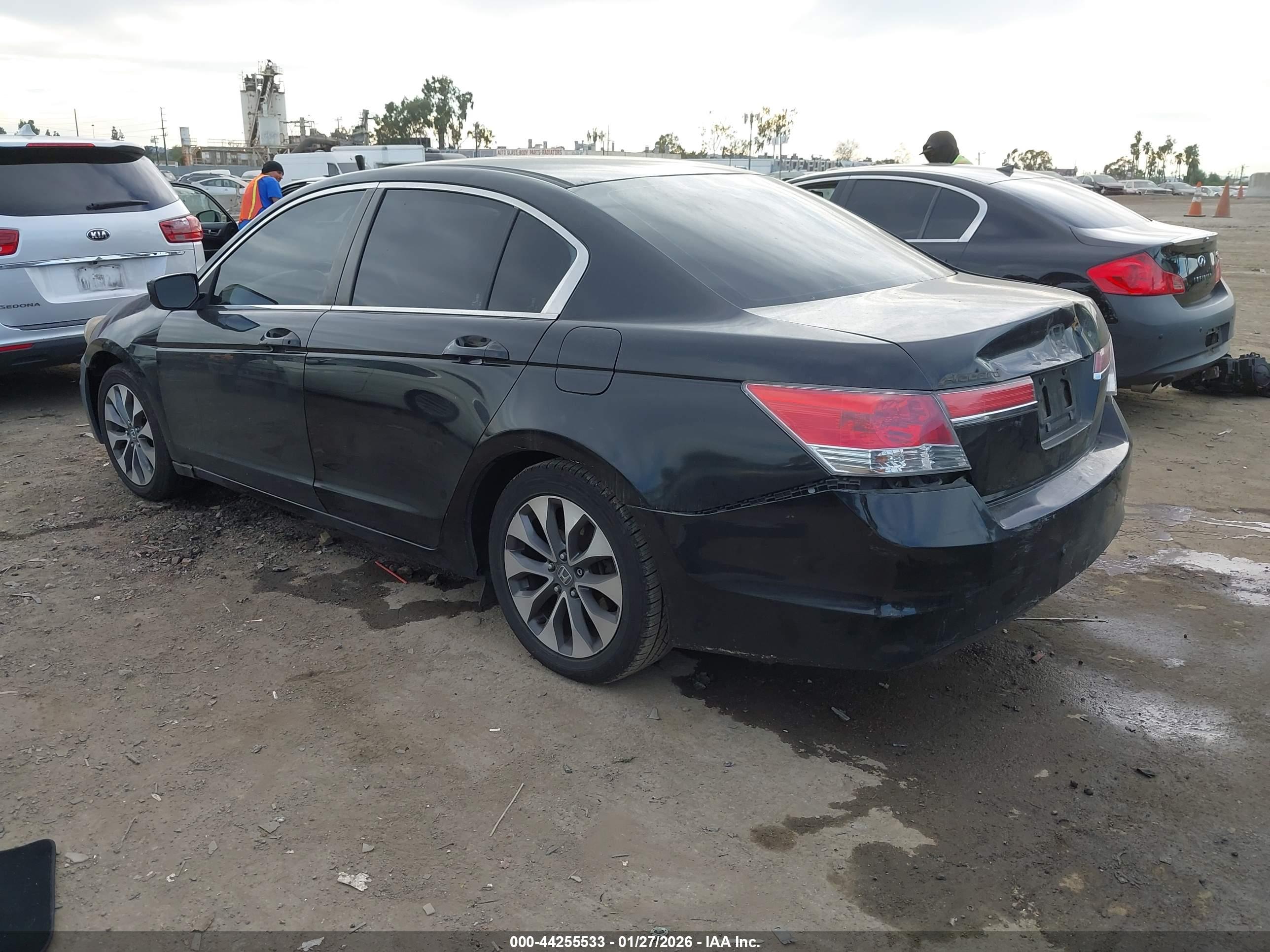 HONDA ACCORD image 3