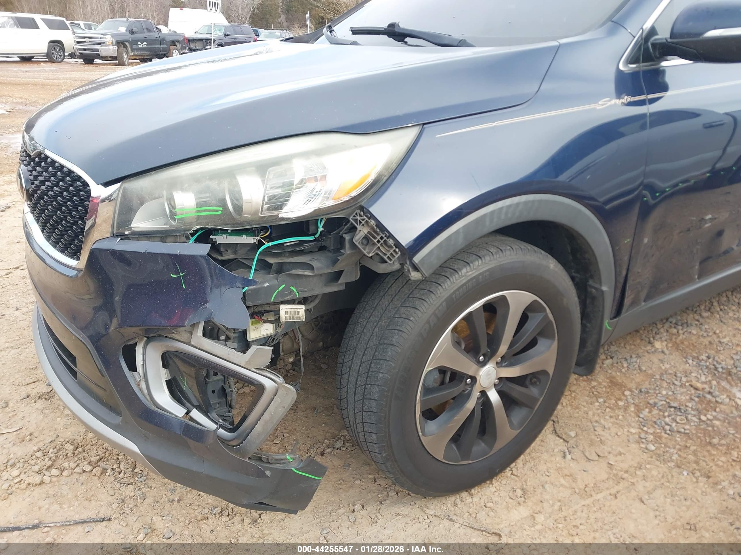 KIA SORENTO image 6