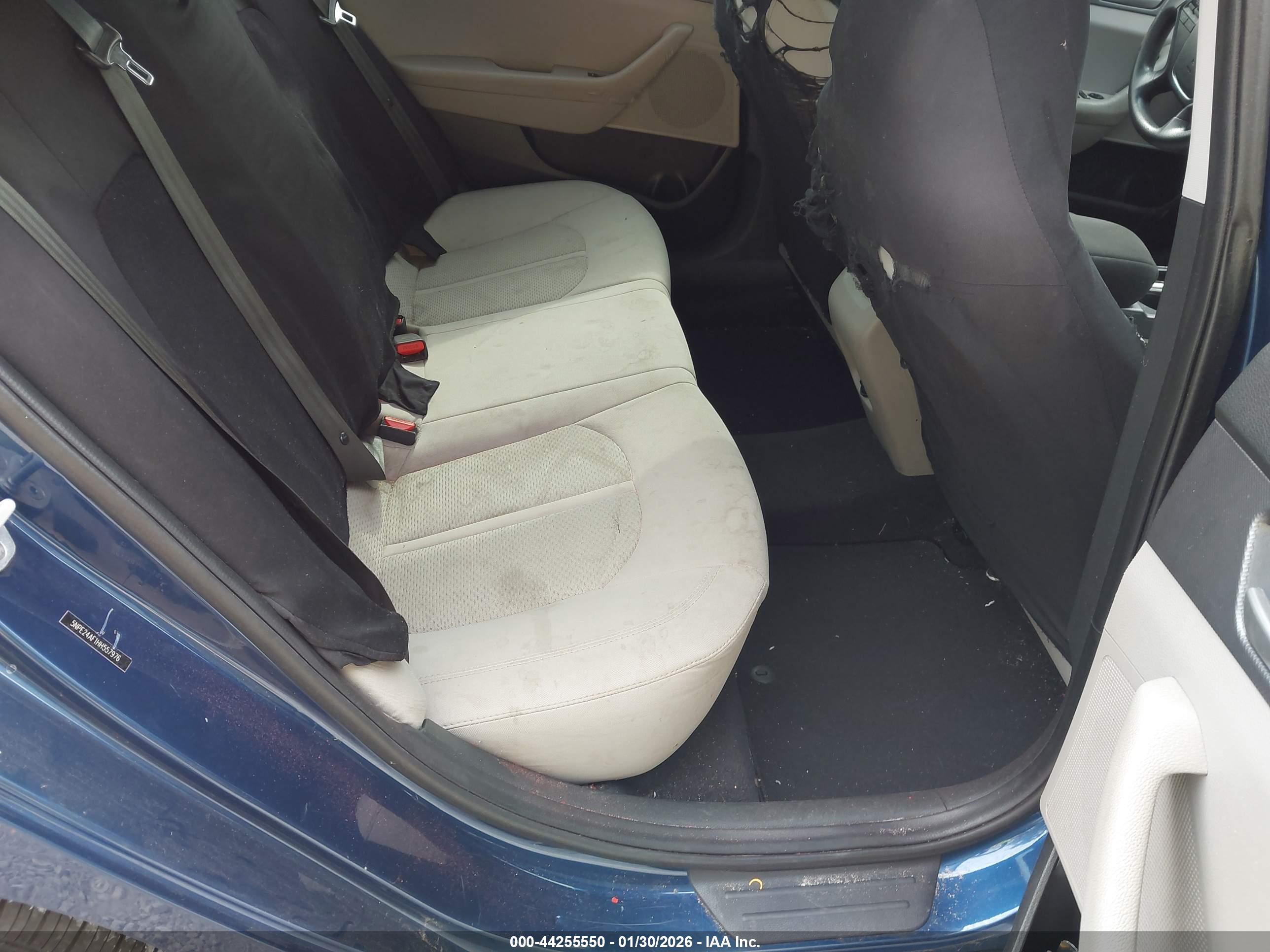HYUNDAI SONATA image 8
