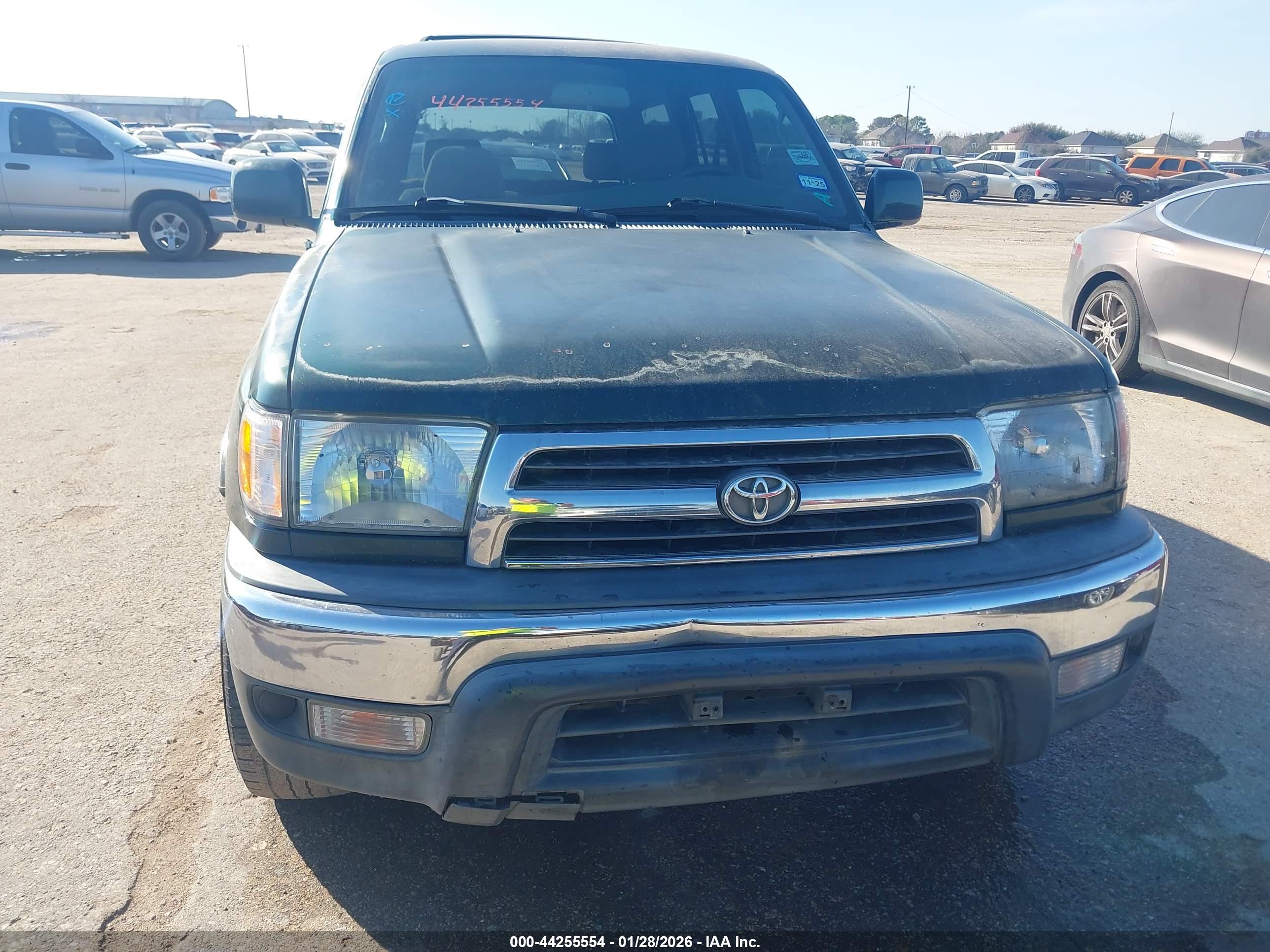 TOYOTA 4RUNNER image 6