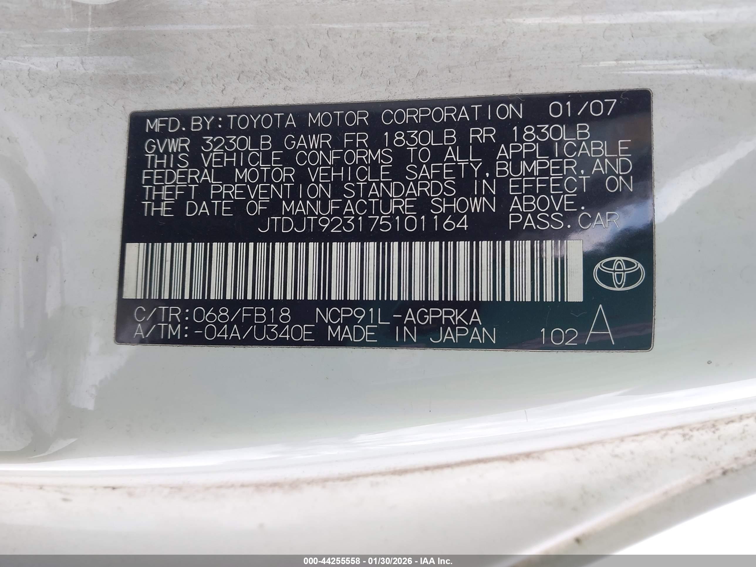 TOYOTA YARIS image 9