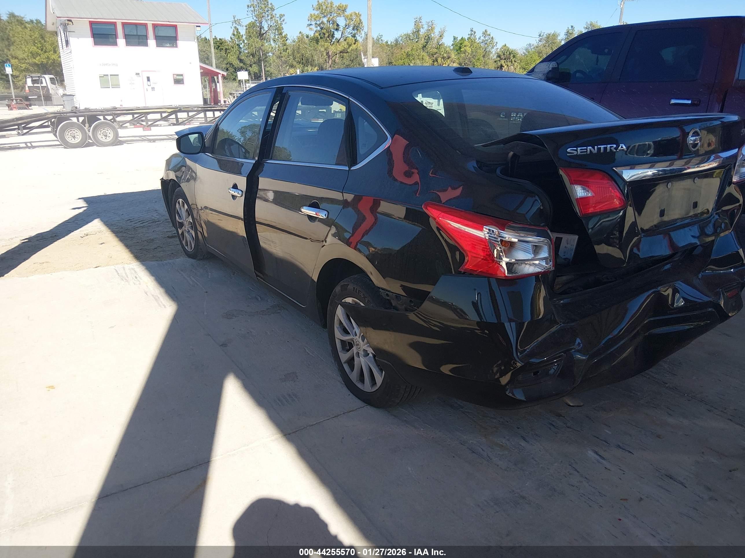 NISSAN SENTRA image 3