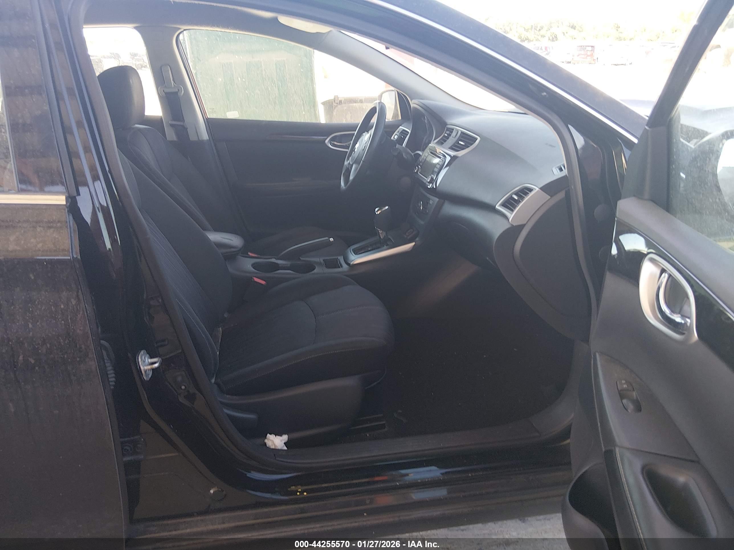 NISSAN SENTRA image 5