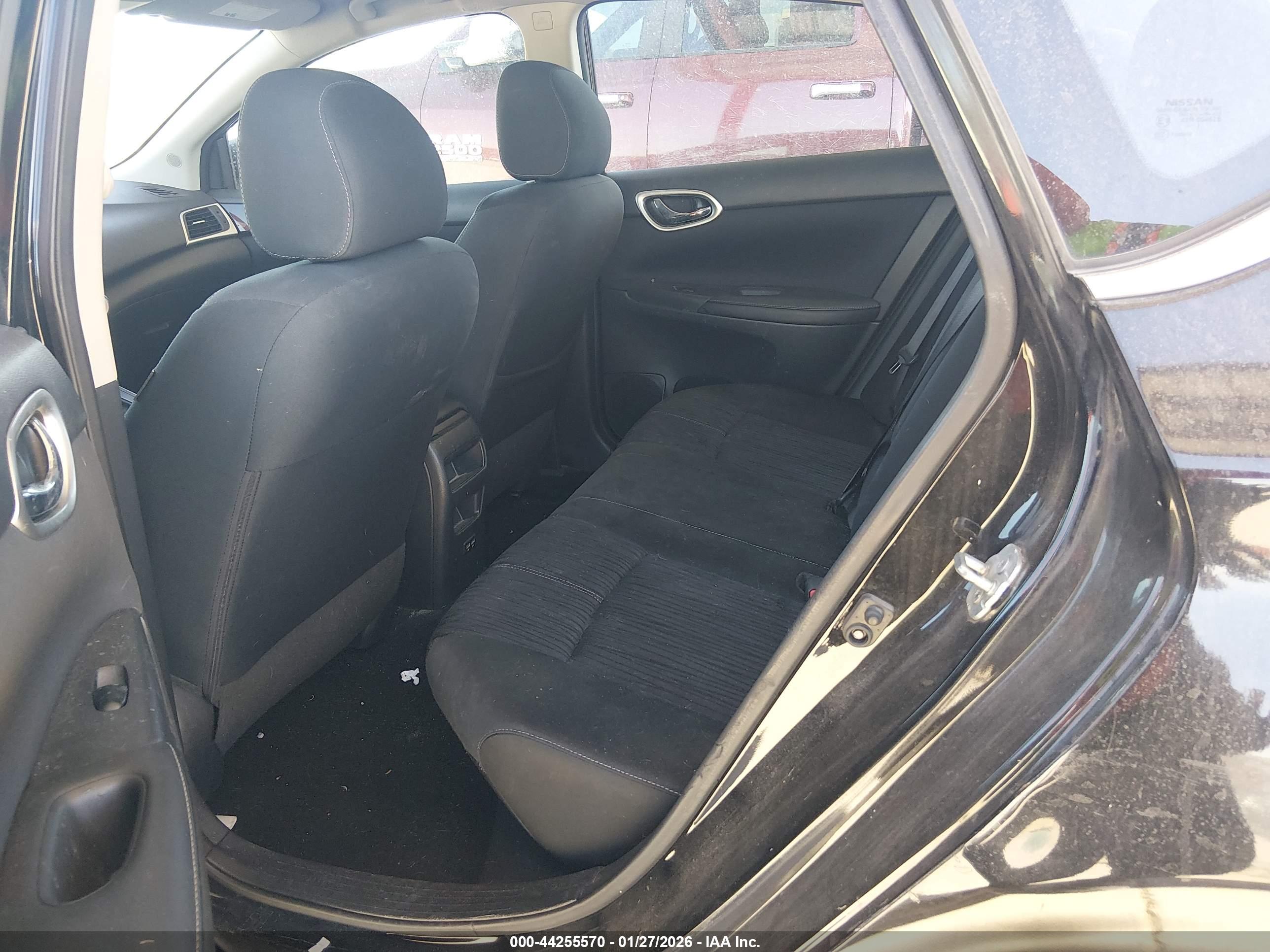 NISSAN SENTRA image 8