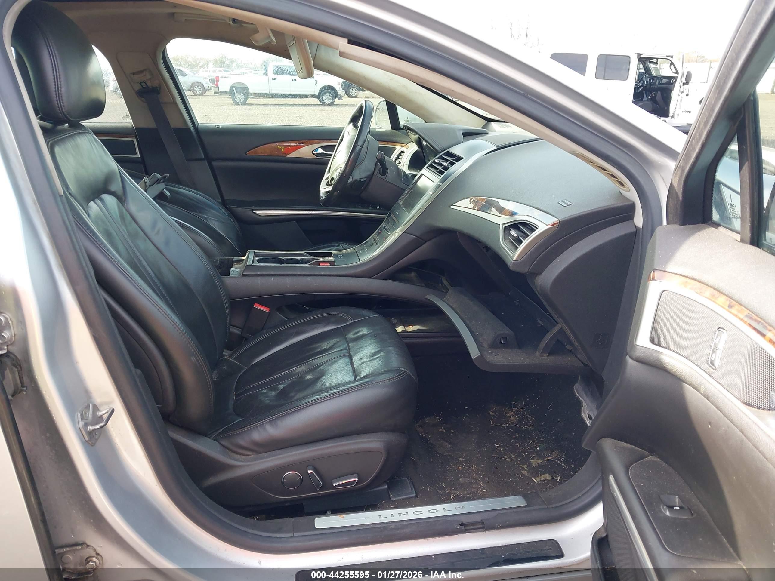 LINCOLN MKZ image 5