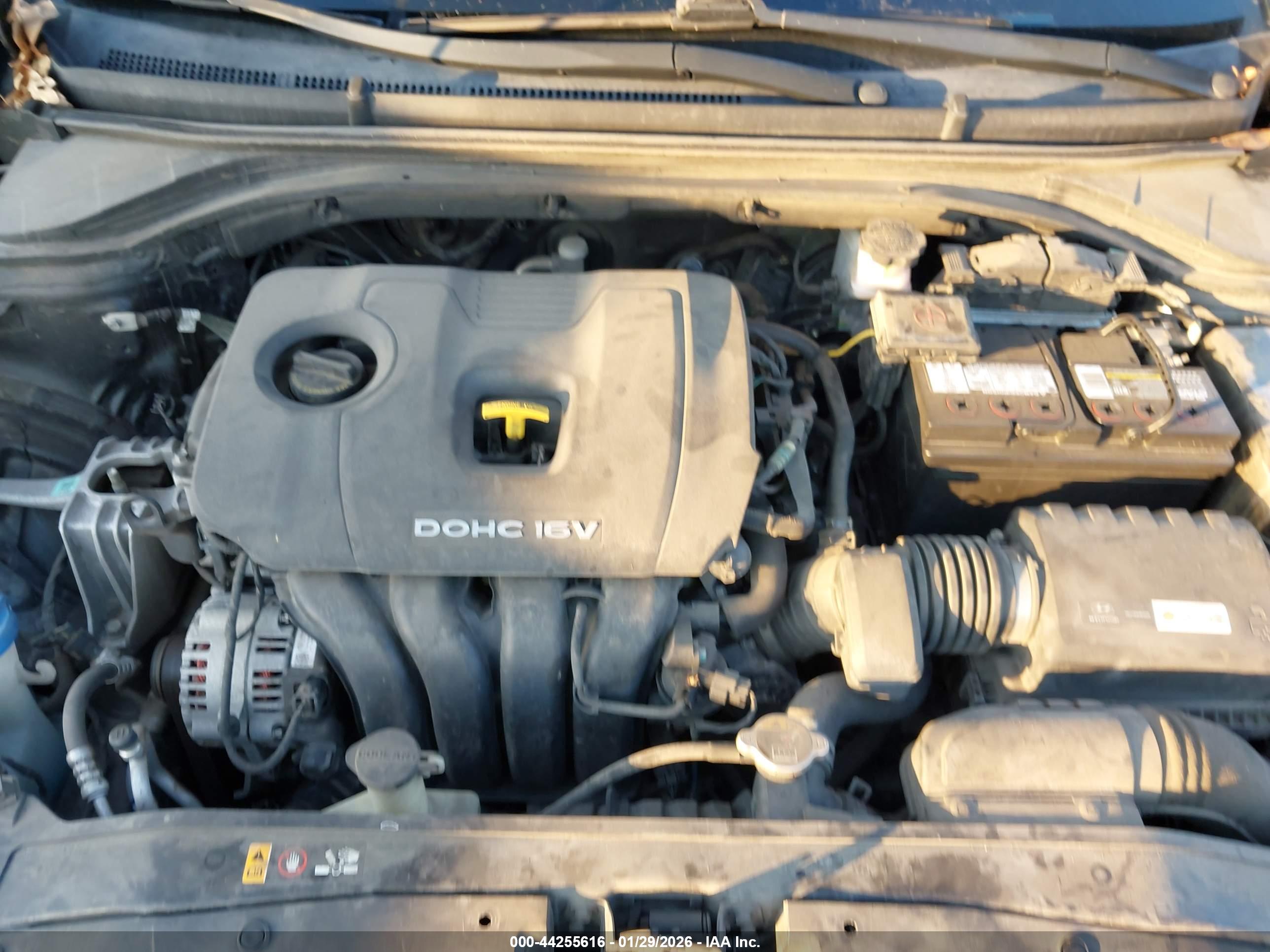 HYUNDAI ELANTRA image 10