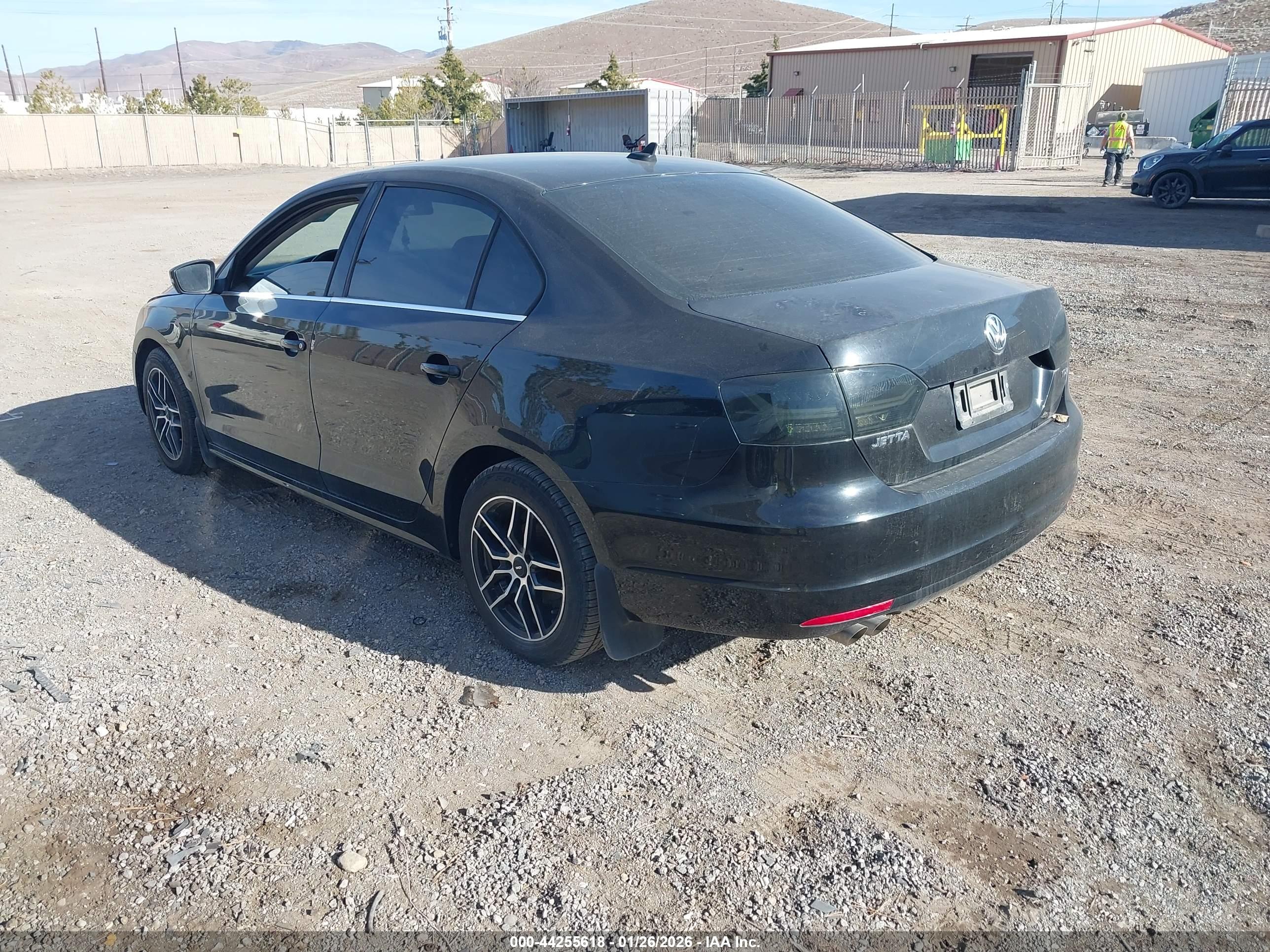 VOLKSWAGEN JETTA image 3