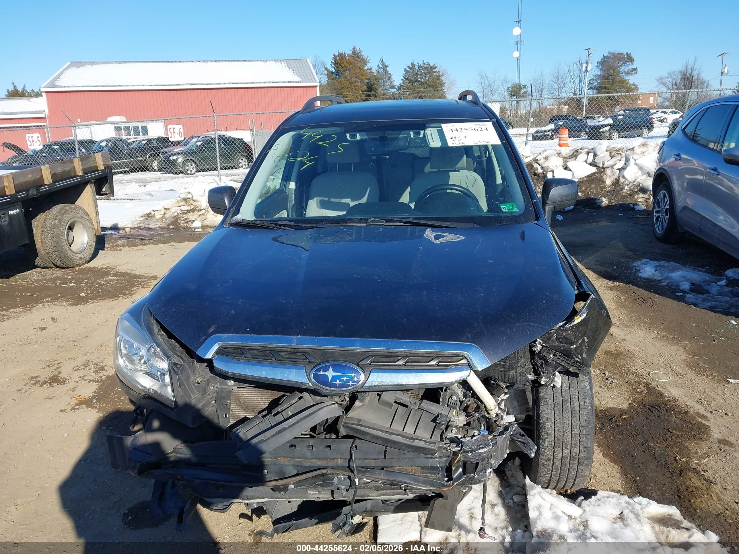 SUBARU FORESTER image 10