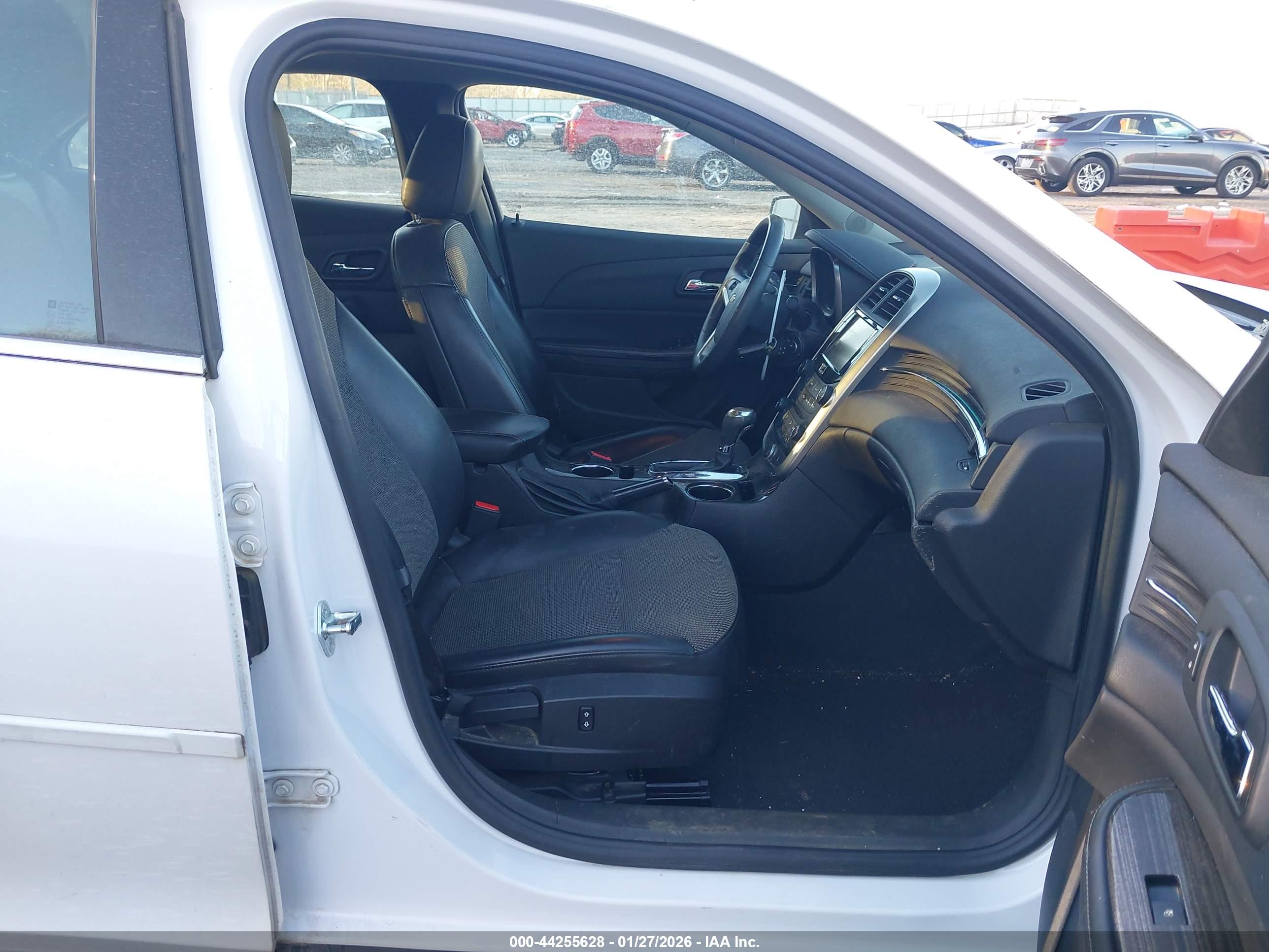 CHEVROLET MALIBU image 5