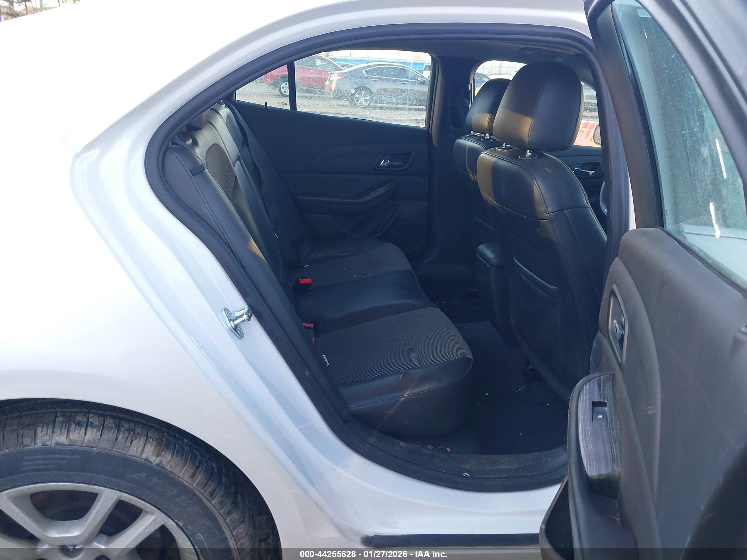 CHEVROLET MALIBU image 8