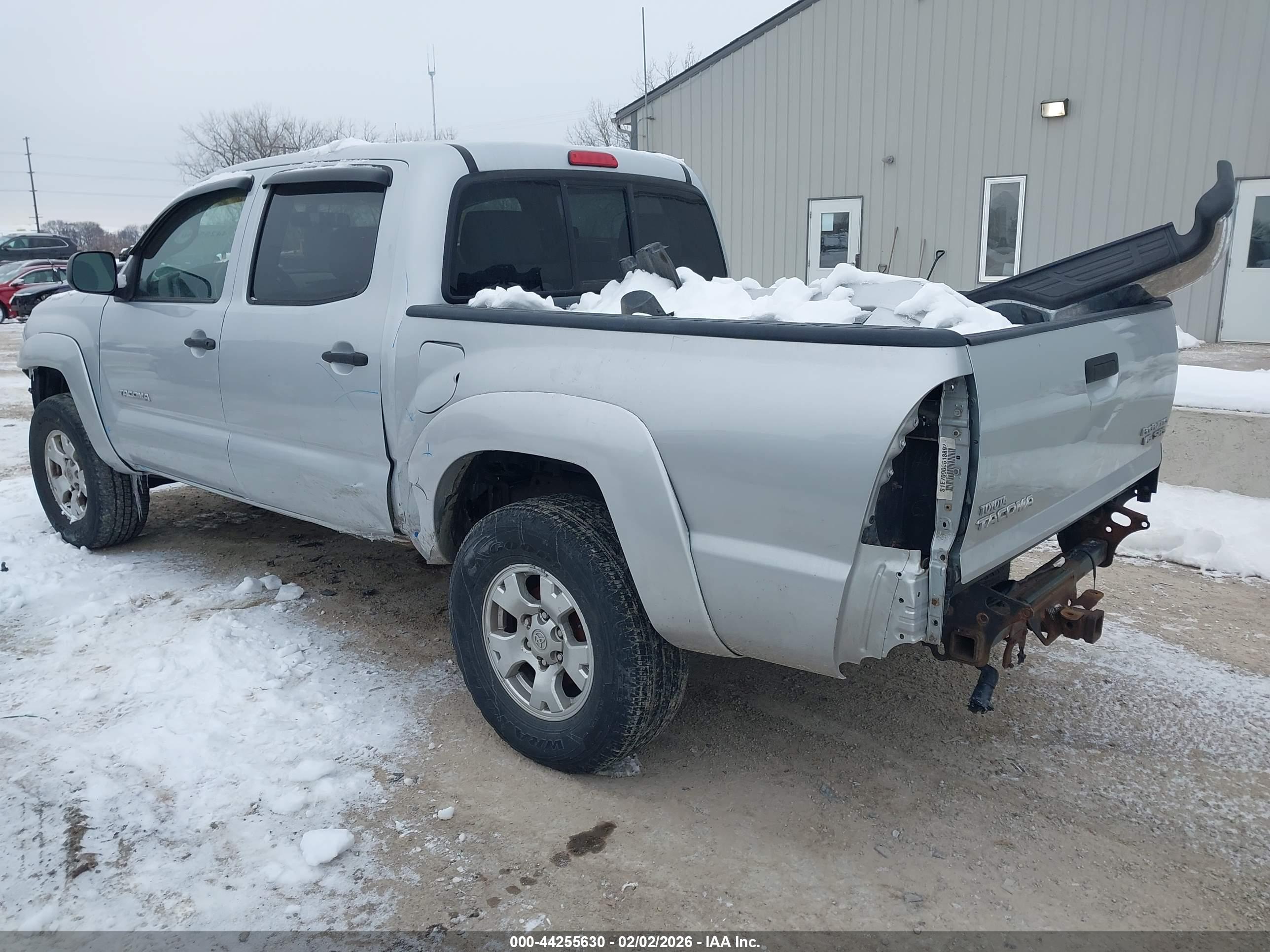 TOYOTA TACOMA image 3